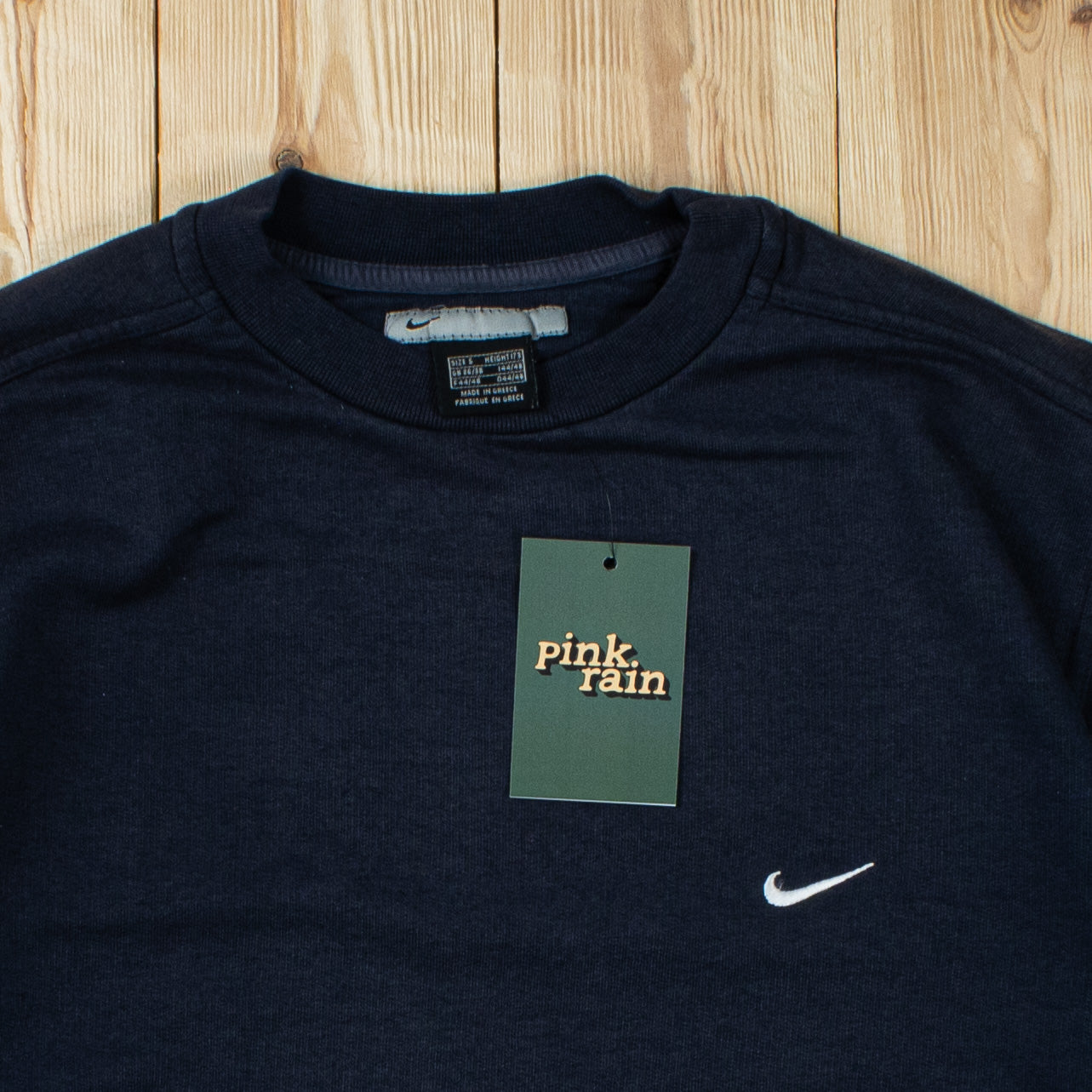 (S/M) Vintage Nike Essential Embroidered Sweatshirt