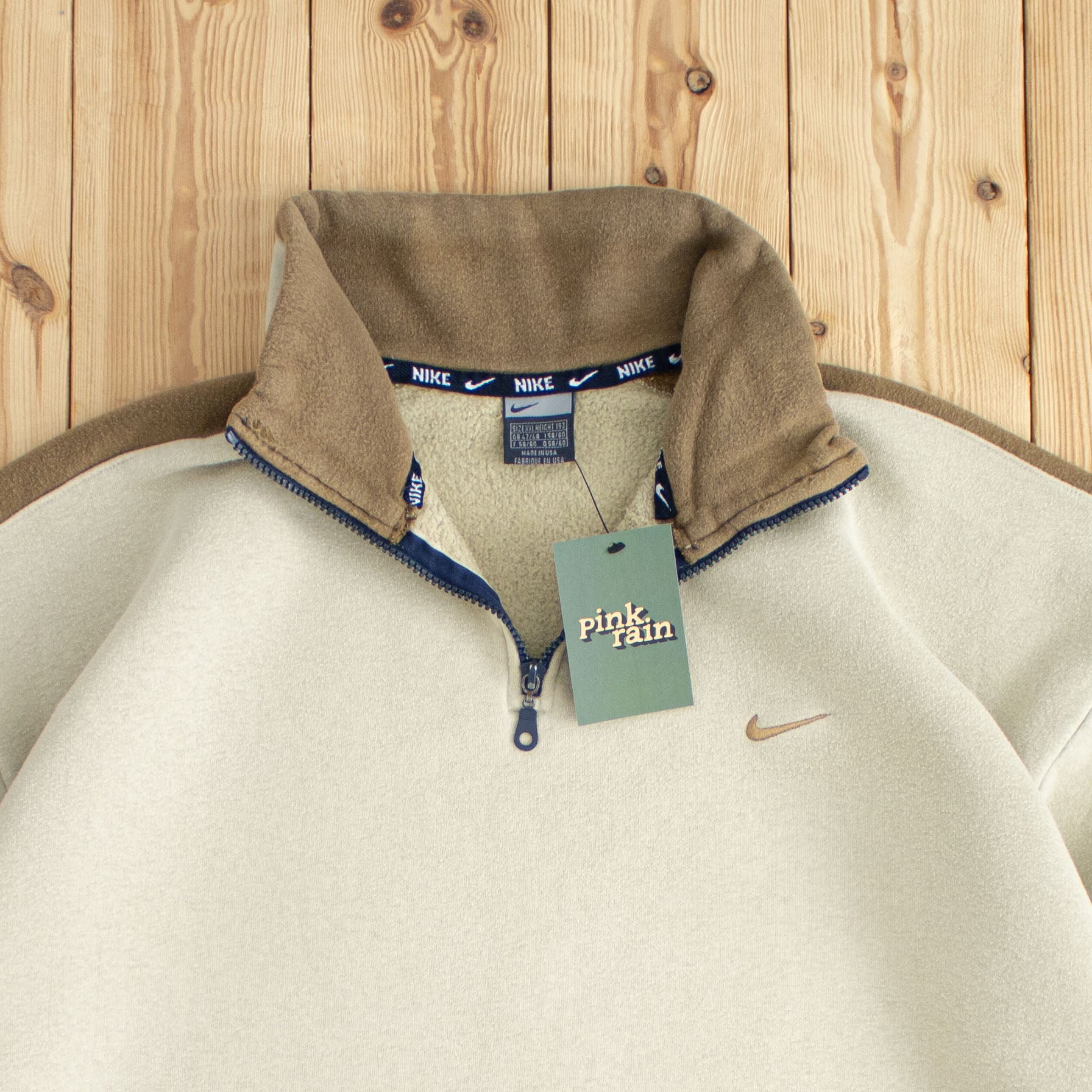 (L) Nike Vintage Essential Embroidered Quarter-Zip Beige