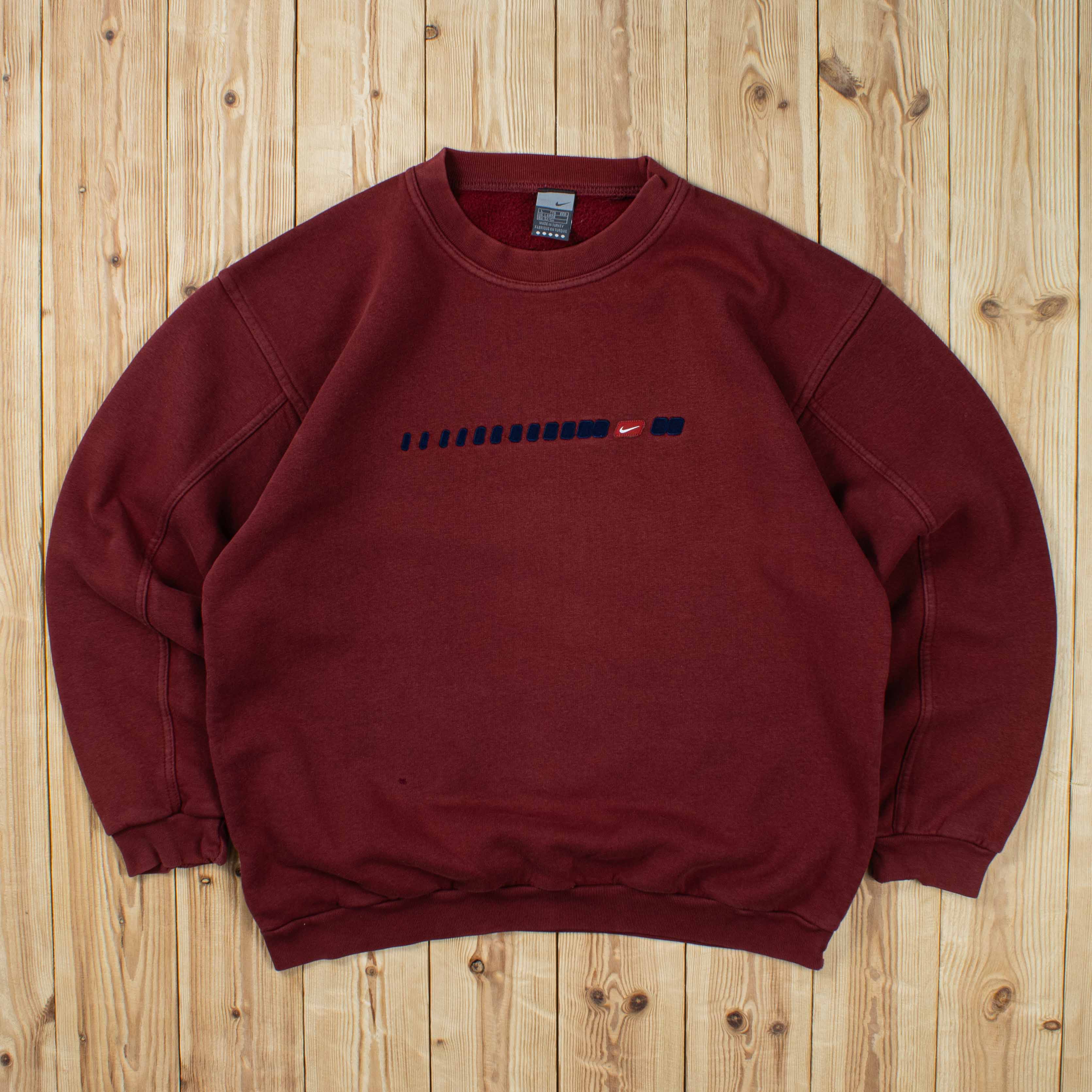 (L) Vintage Nike Logo Embroidered Sweatshirt