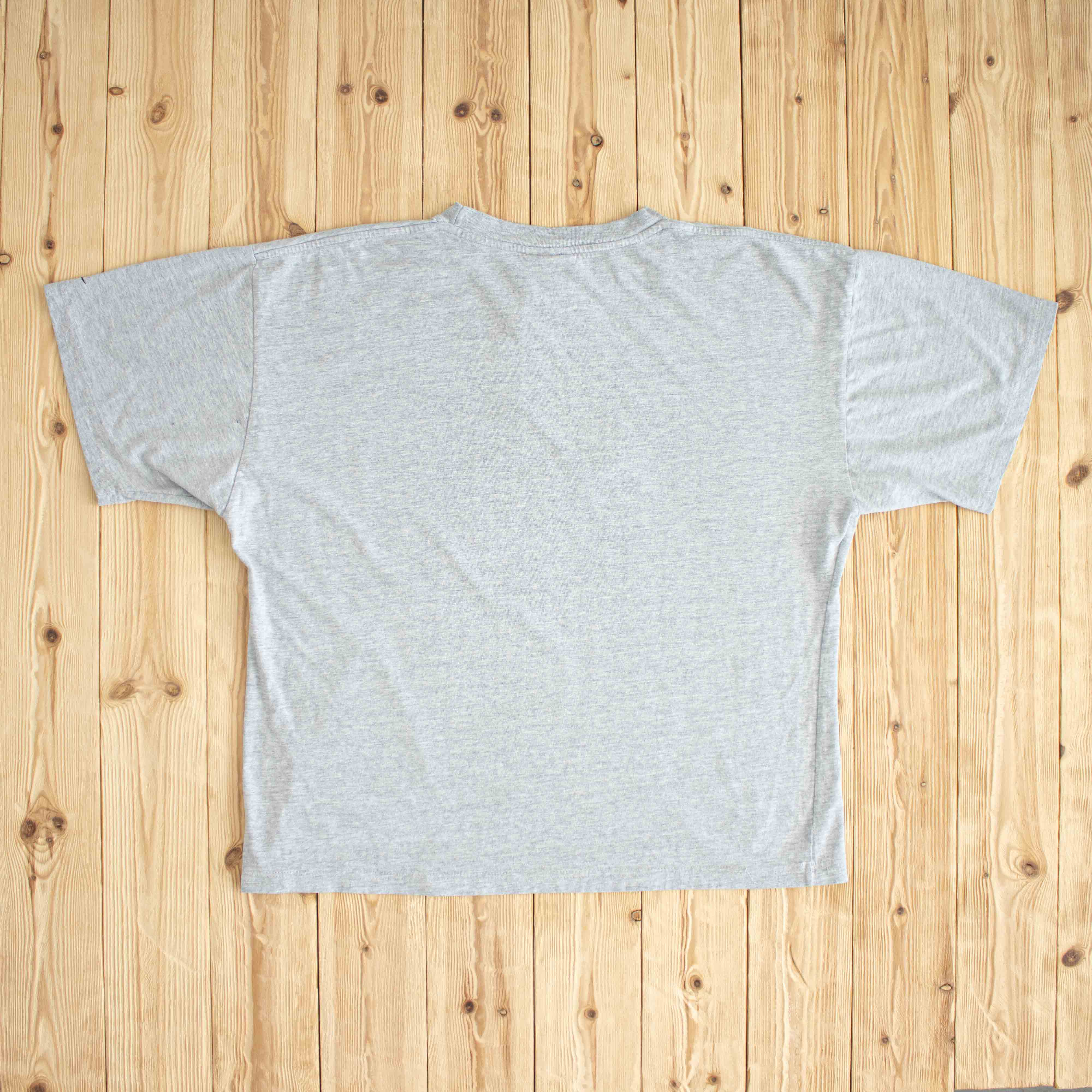 (XL) Nike Swoosh Vintage Embroidered T-Shirt Gray