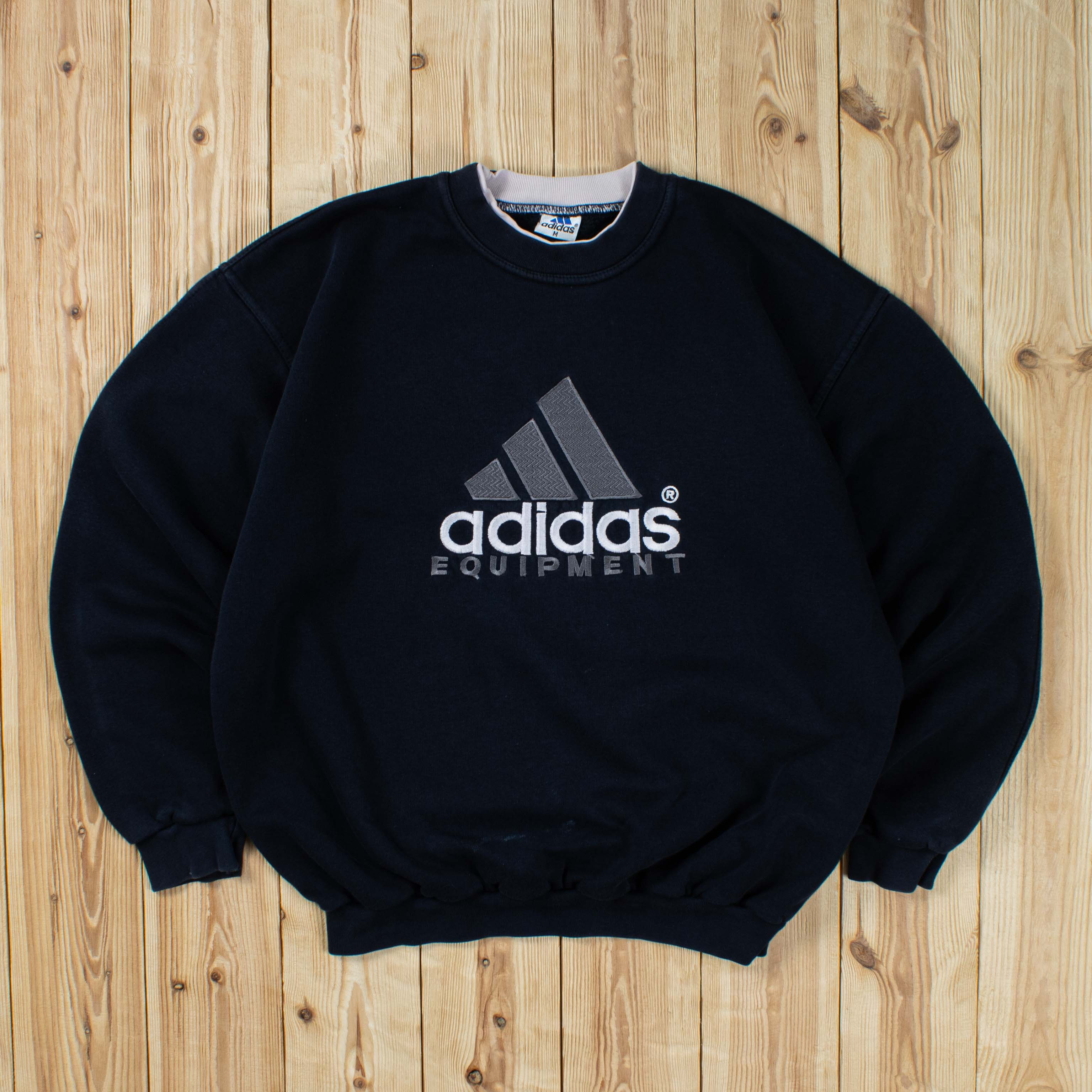 (S/M) Vintage Adidas Embroidered Sweatshirt