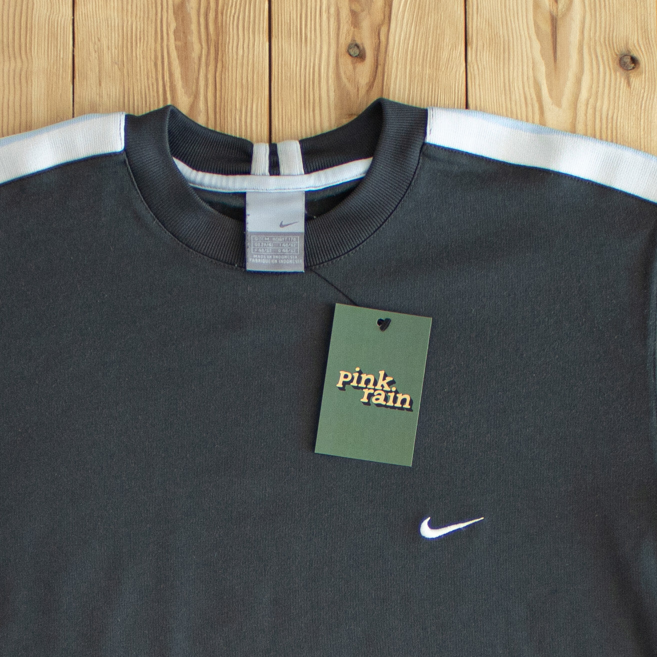 (M) Nike Vintage Embroidered T-Shirt Gray