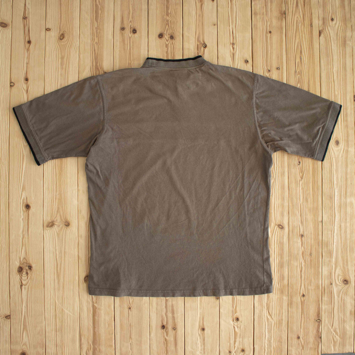 (L/XL) Adidas Vintage Embroidered T-Shirt Brown