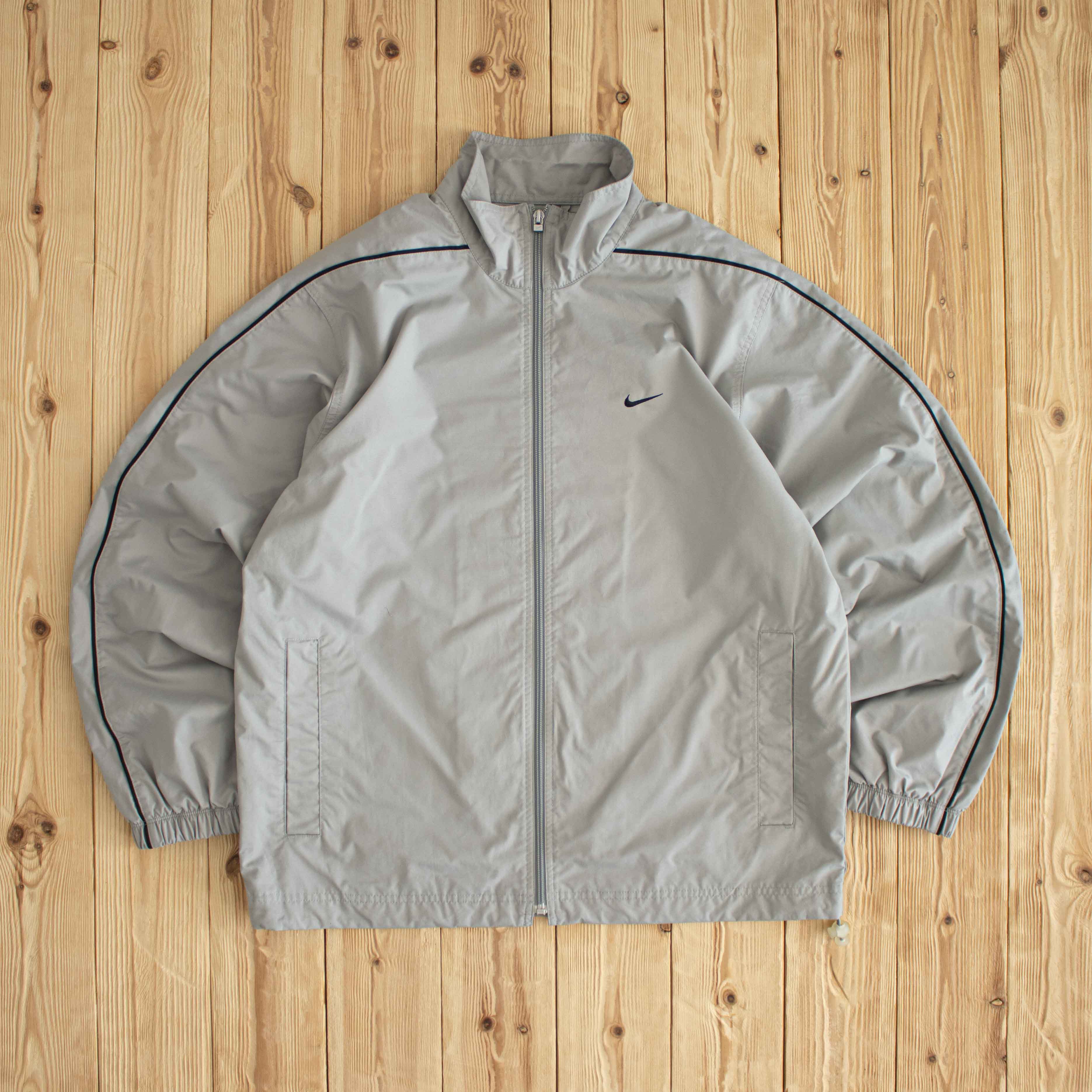 (L) Nike Vintage Embroidered Jacket Gray