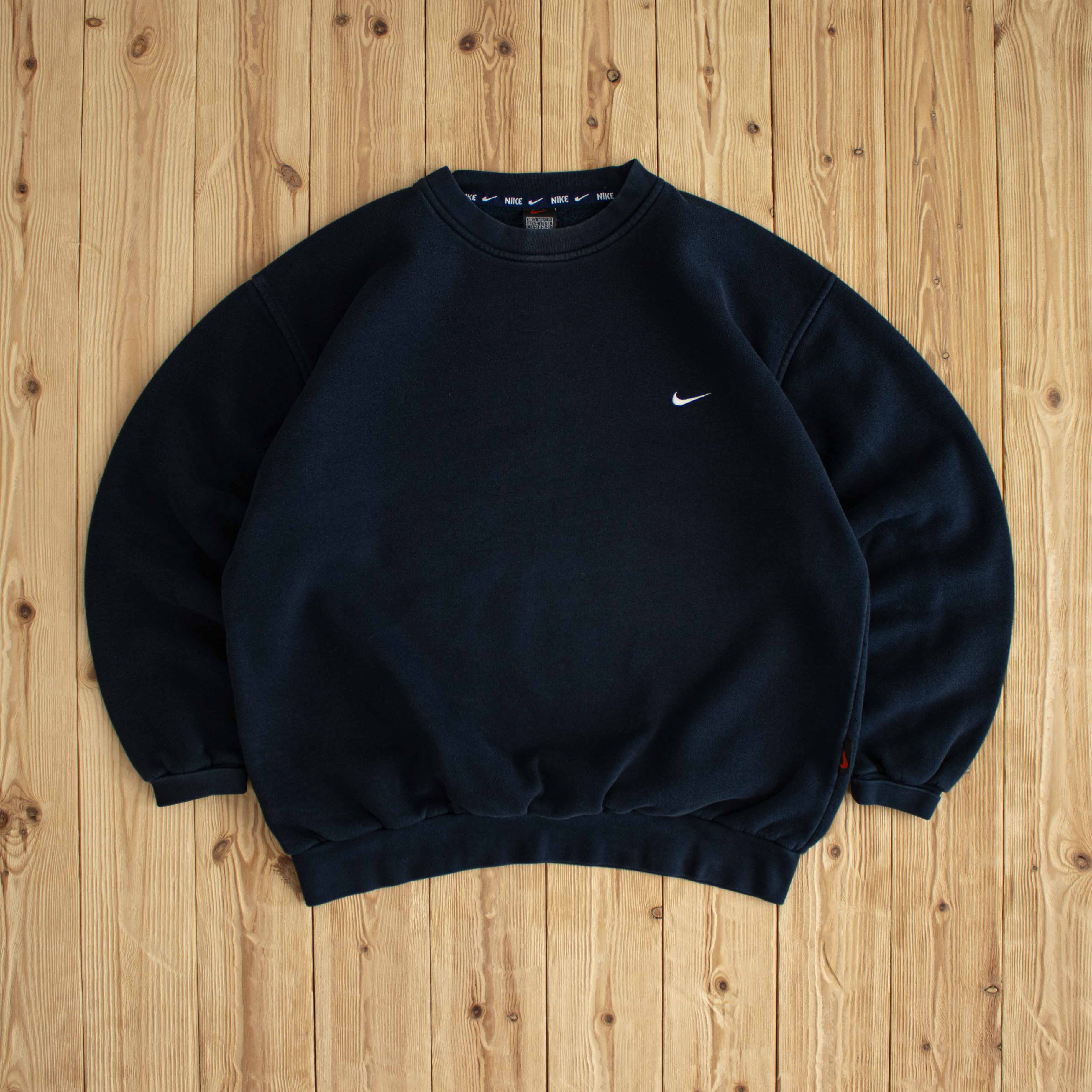 (L) Nike Vintage Essential Embroidered Sweatshirt Blue