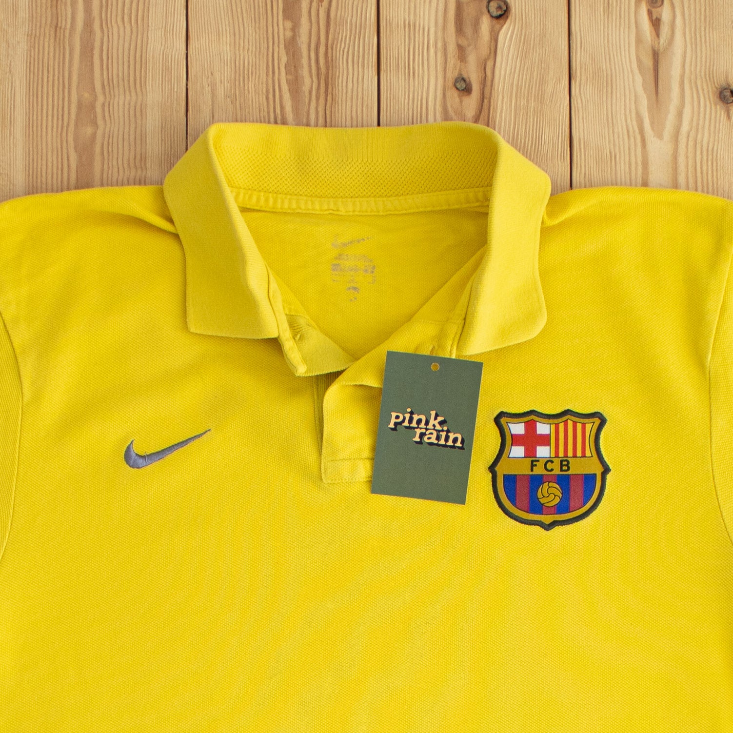 (M) Nike FC Barcelona Vintage Embroidered Polo Yellow