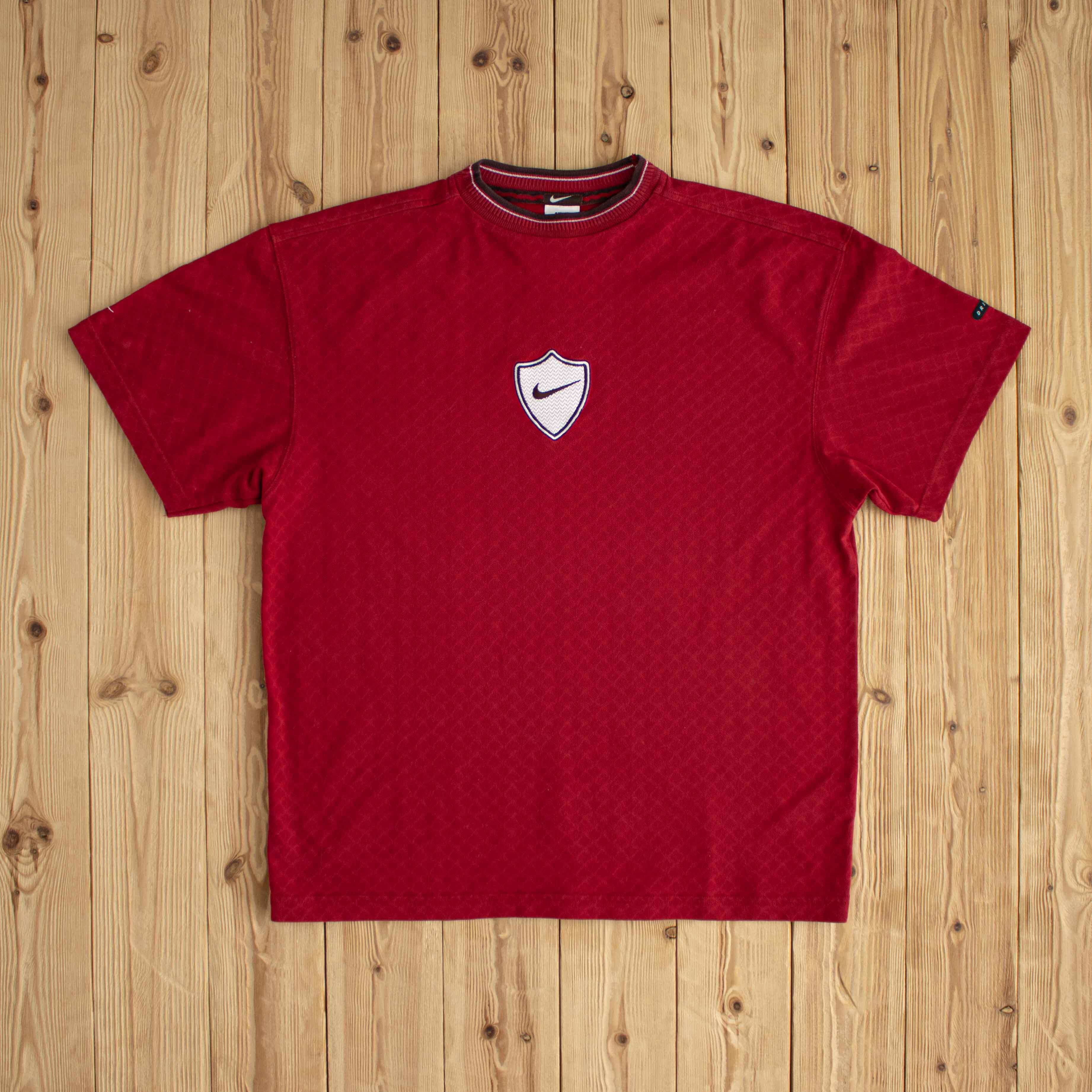 (M/L) Nike Swoosh Vintage Embroidered T-Shirt Red
