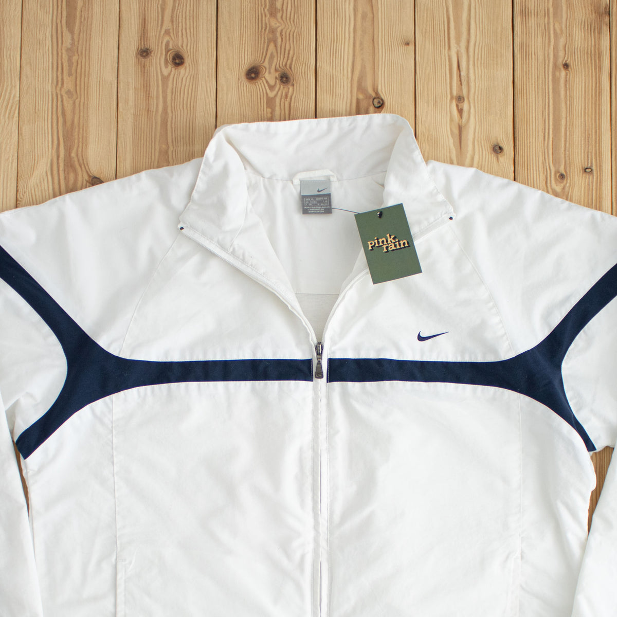 (L) Nike Vintage Swoosh Embroidered Jacket White