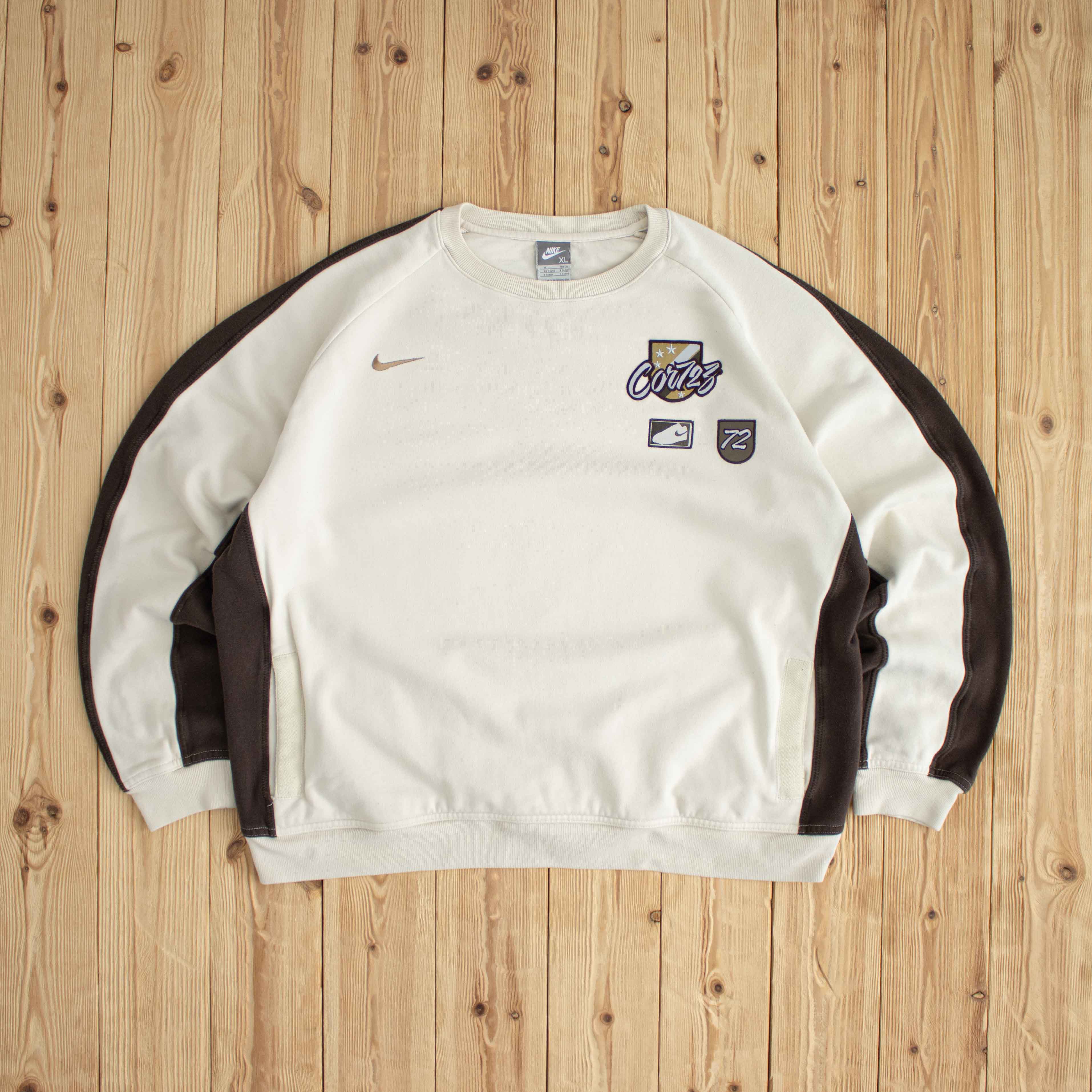 (L) Nike Cortez 72 Vintage Embroidered Sweatshirt Beige