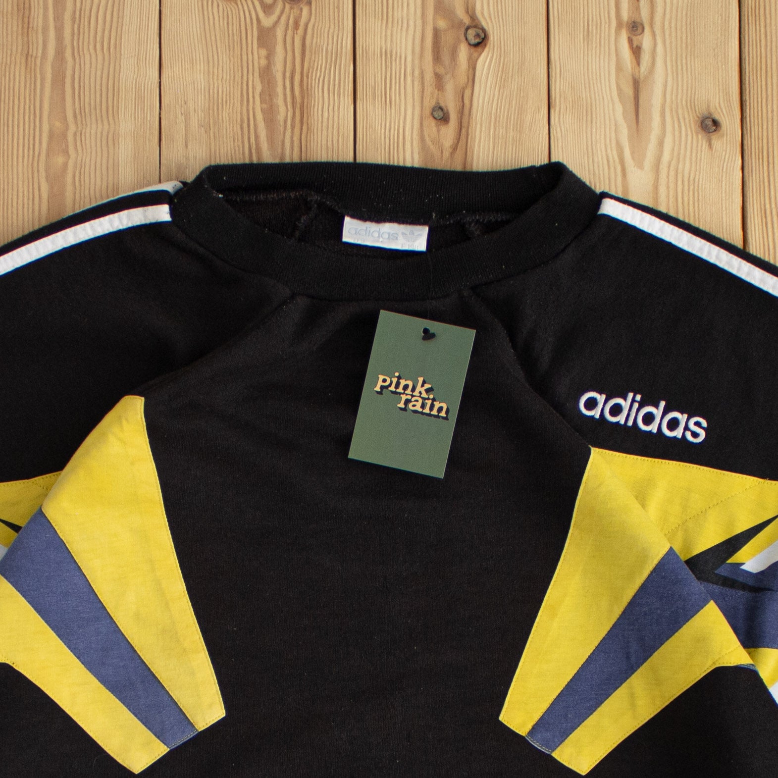 (XL) Adidas Vintage Embroidered Sweatshirt Black