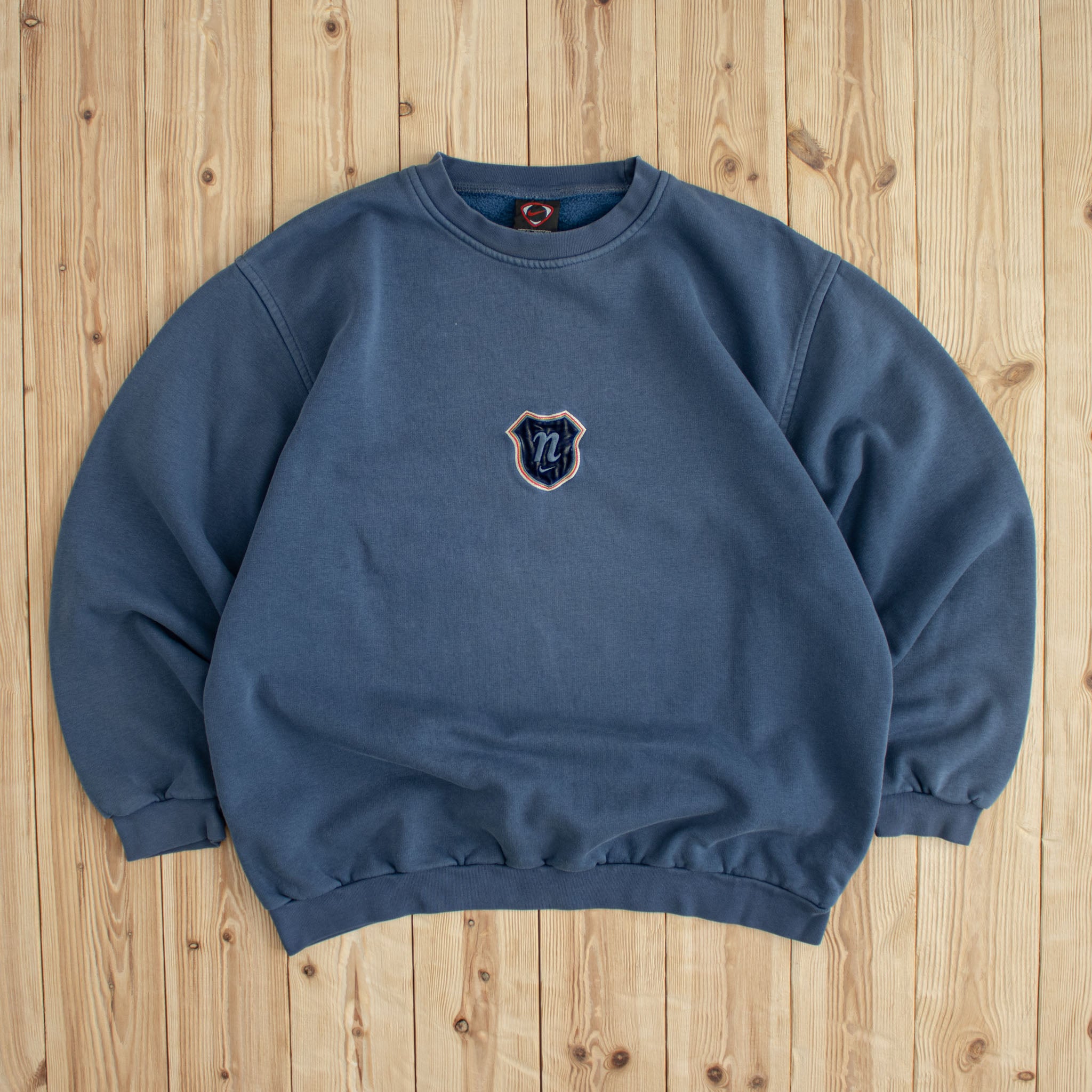 (L) Vintage Nike Embroidered Sweatshirt