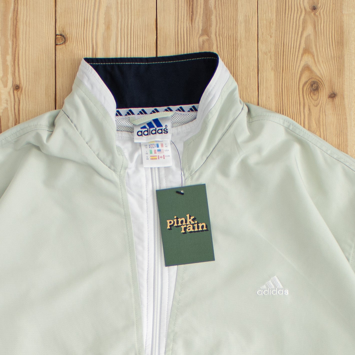 (L) Vintage Adidas Essential Embroidered Jacket