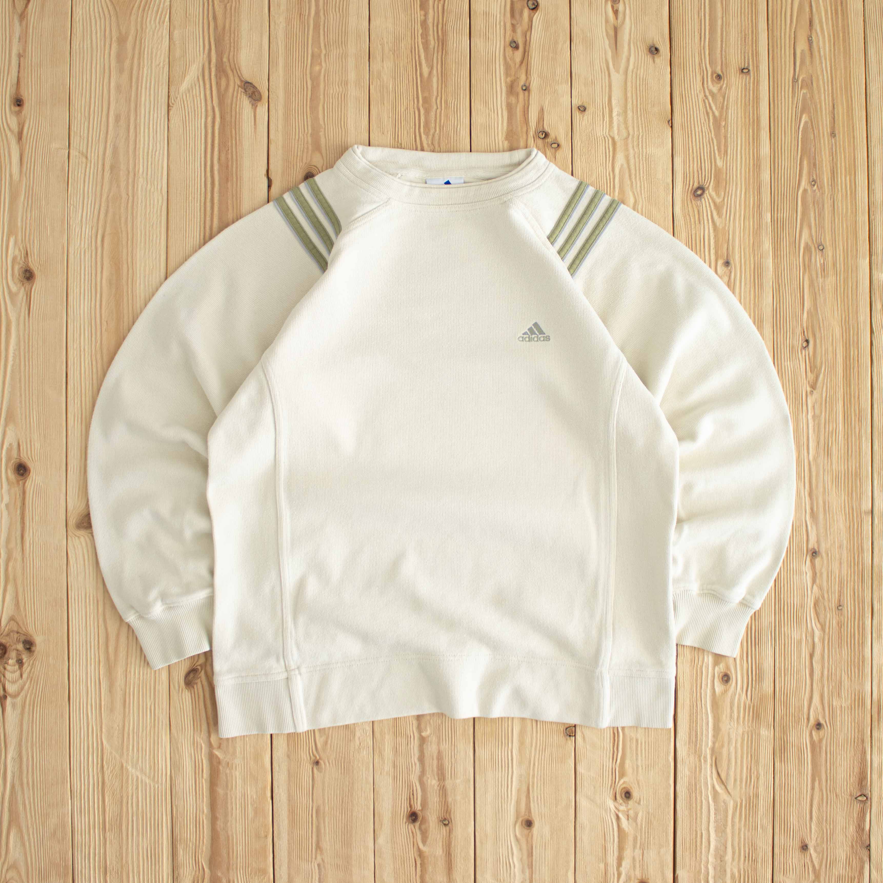 (S/M) Adidas Vintage Embroidered Essential Sweatshirt Beige
