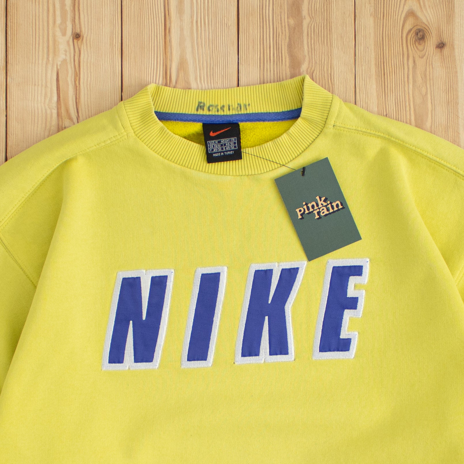 (M) Vintage Nike Spell Out Embroidered Sweatshirt