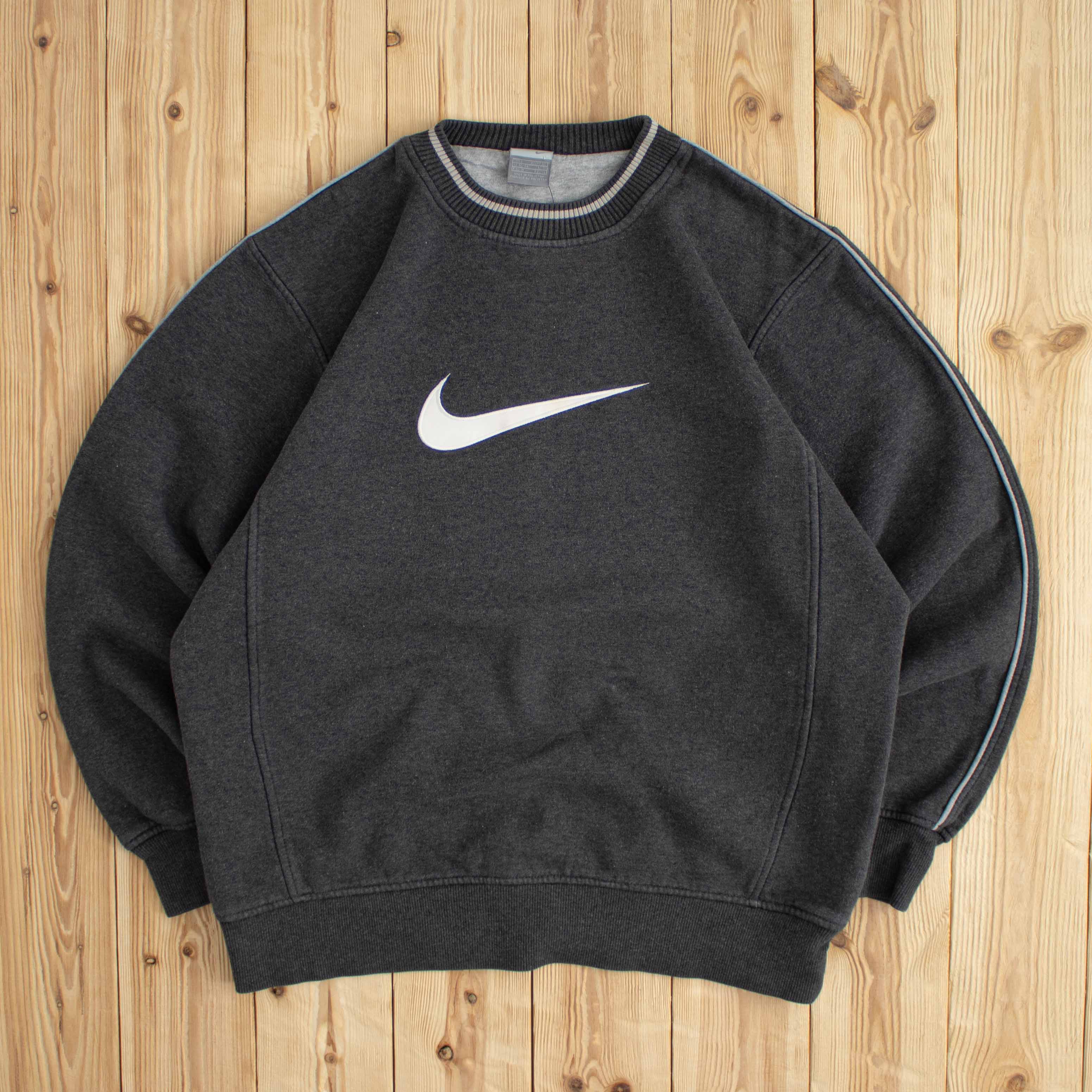 (M) Vintage Nike Swoosh Embroidered Sweatshirt