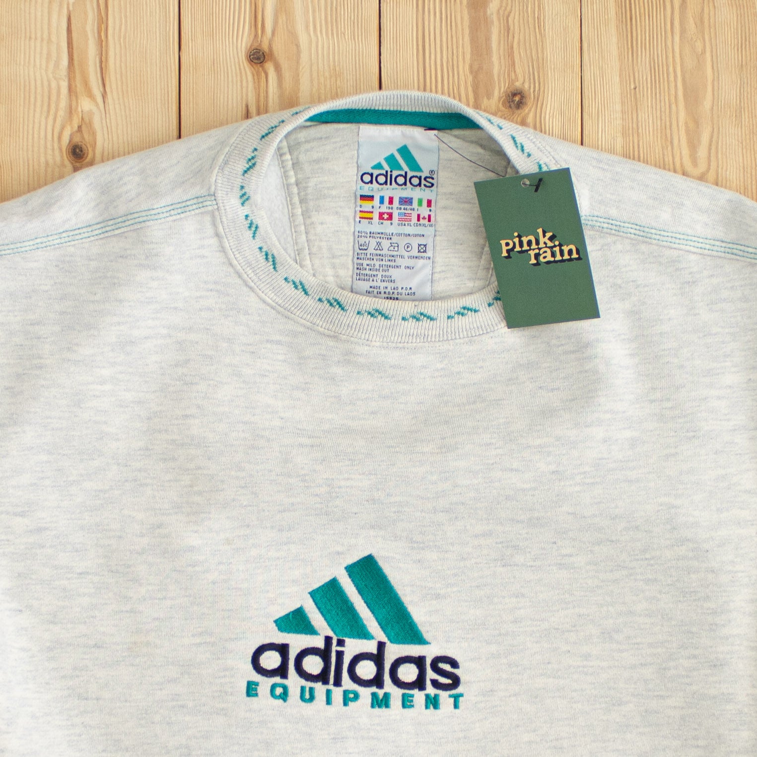 (L) Vintage Adidas Equipment Embroidered Sweatshirt