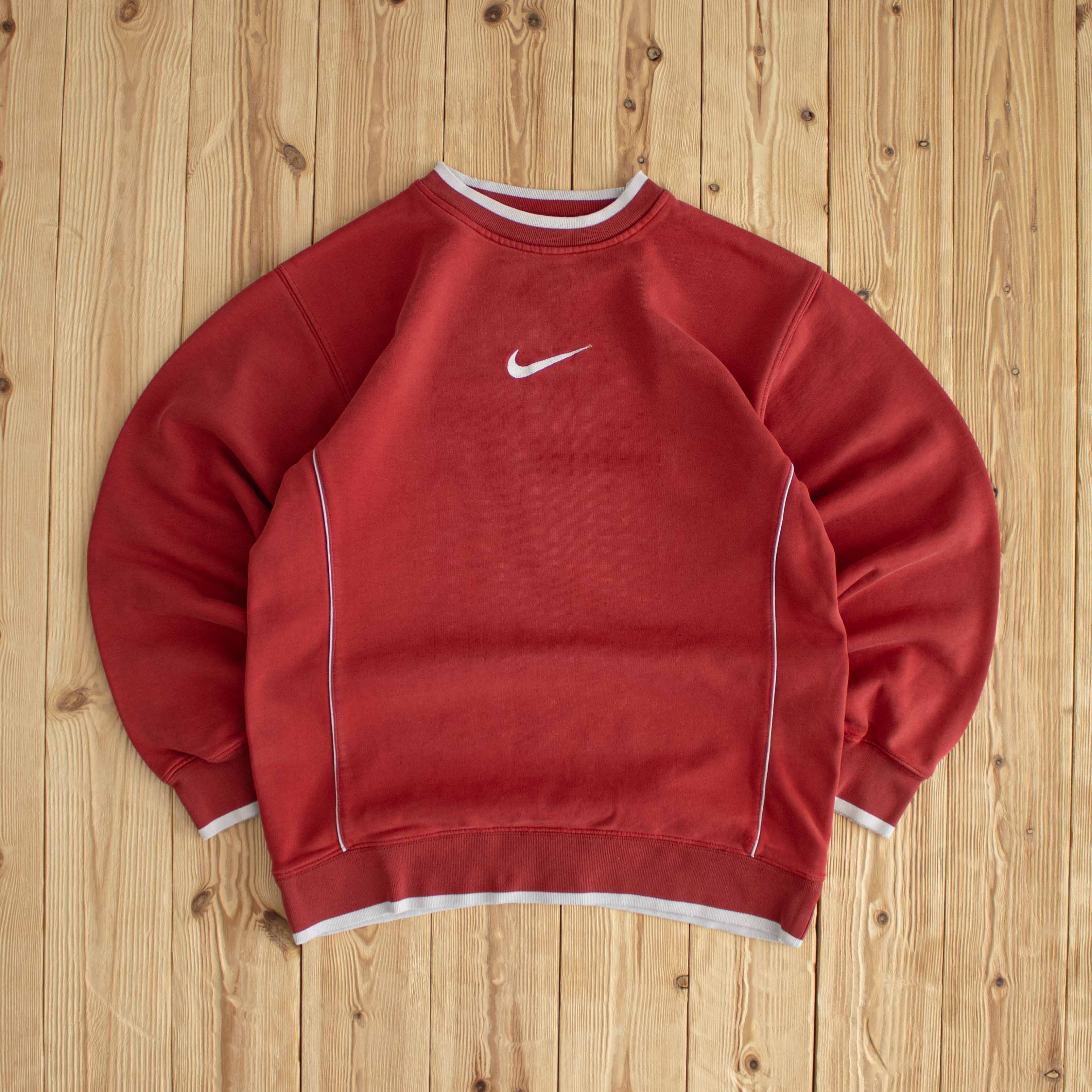 (S/M) Nike Swoosh Vintage Embroidered Sweatshirt Red