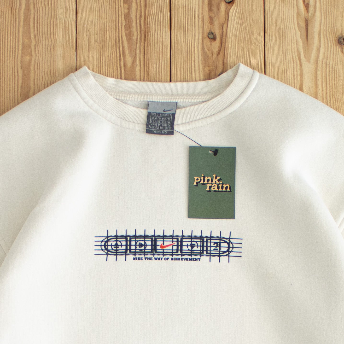 (M) Nike 'The Way Of Achievement' Vintage Y2K Sweatshirt Beige
