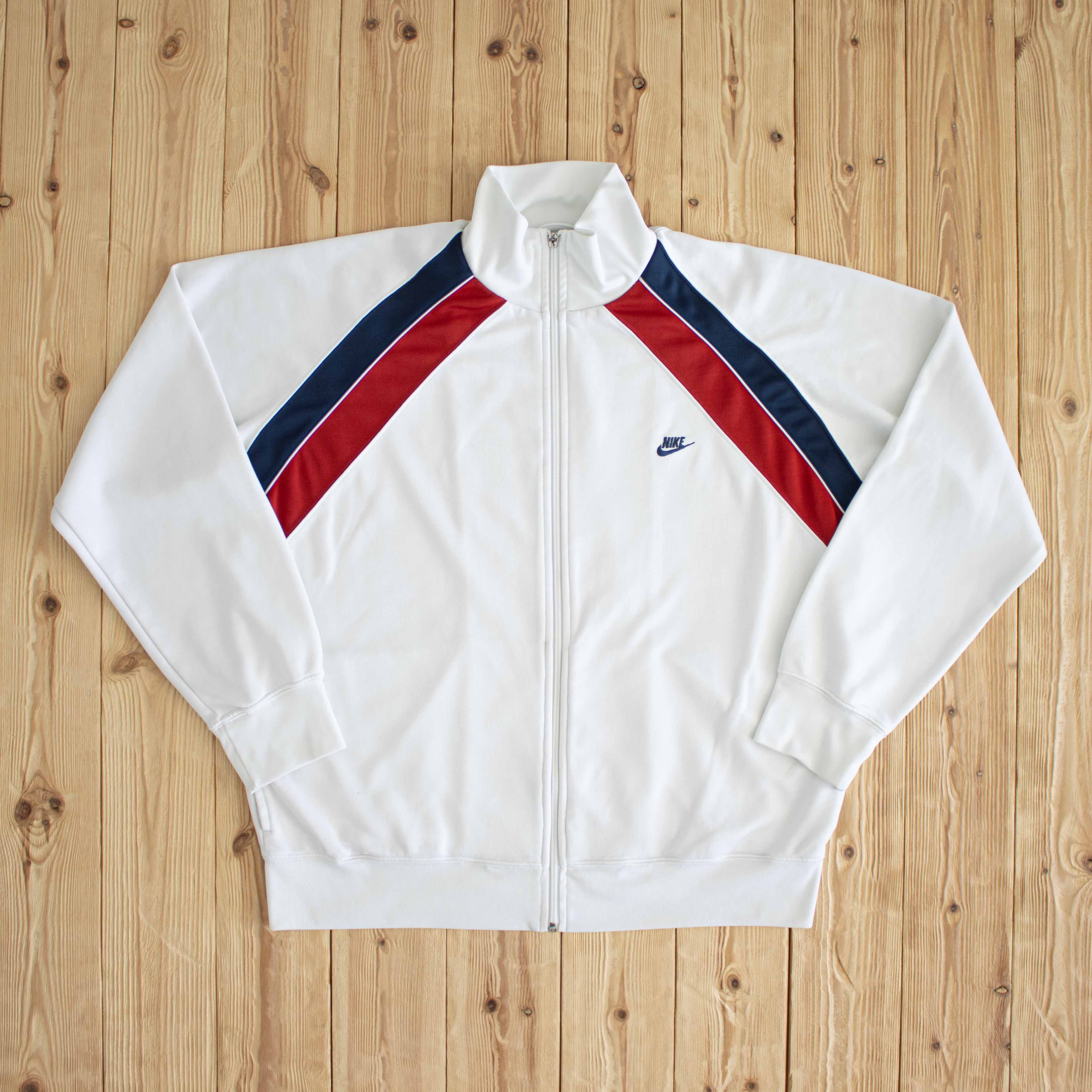 (L) Nike Vintage Embroidered Full-Zip Sweatshirt White
