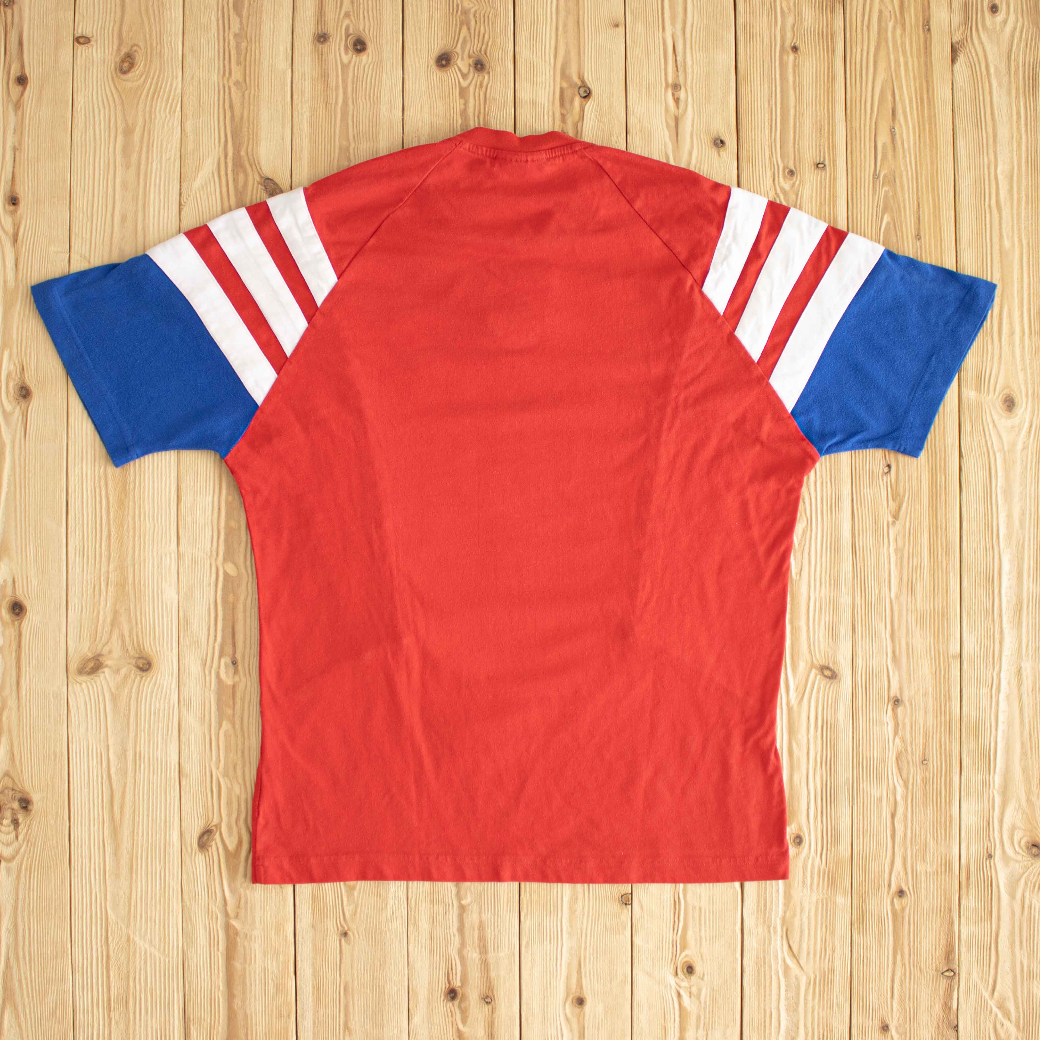(L) Adidas Bayern F.C. Vintage Embroidered T-Shirt Red