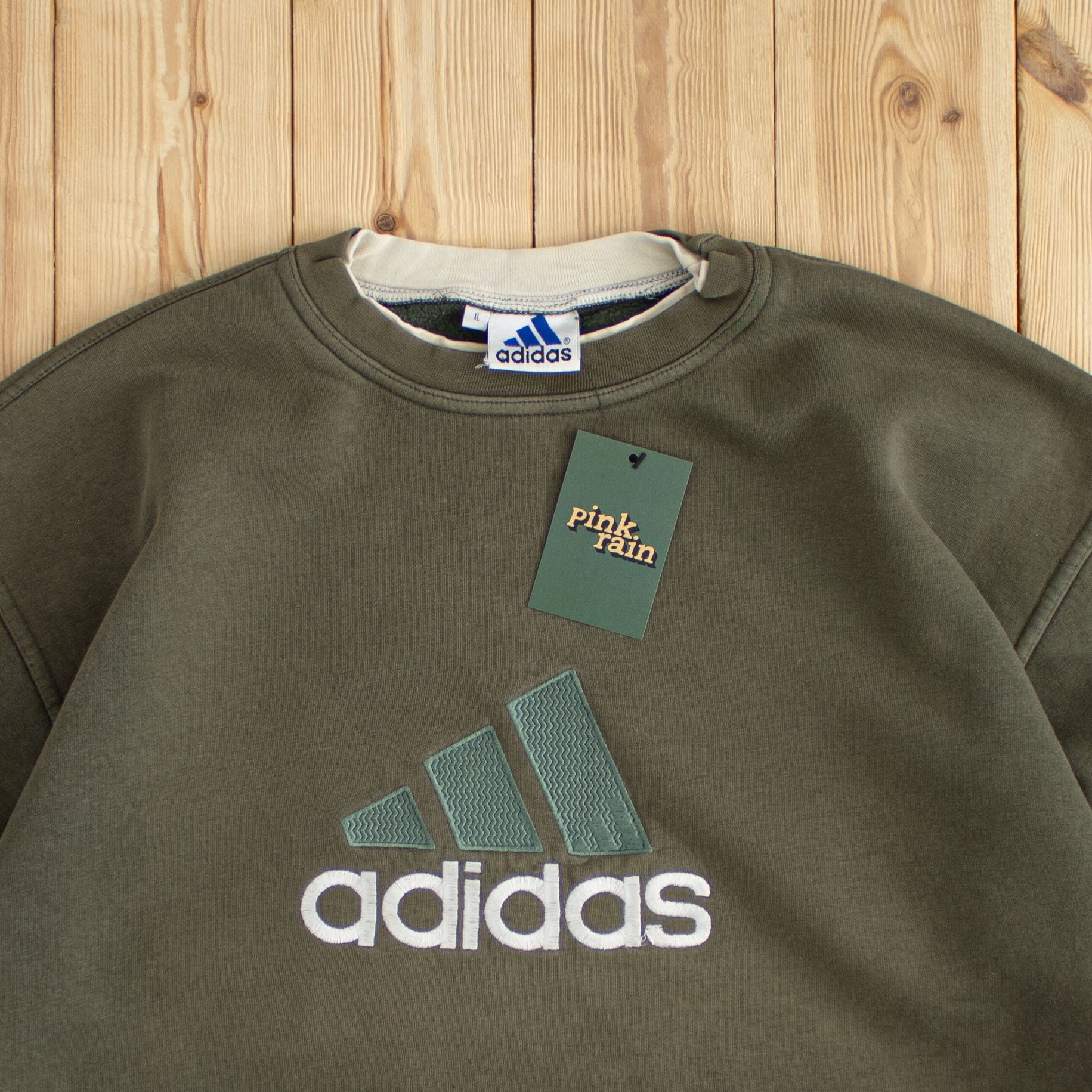 (L) Vintage Adidas Spell Out Embroidered Sweatshirt
