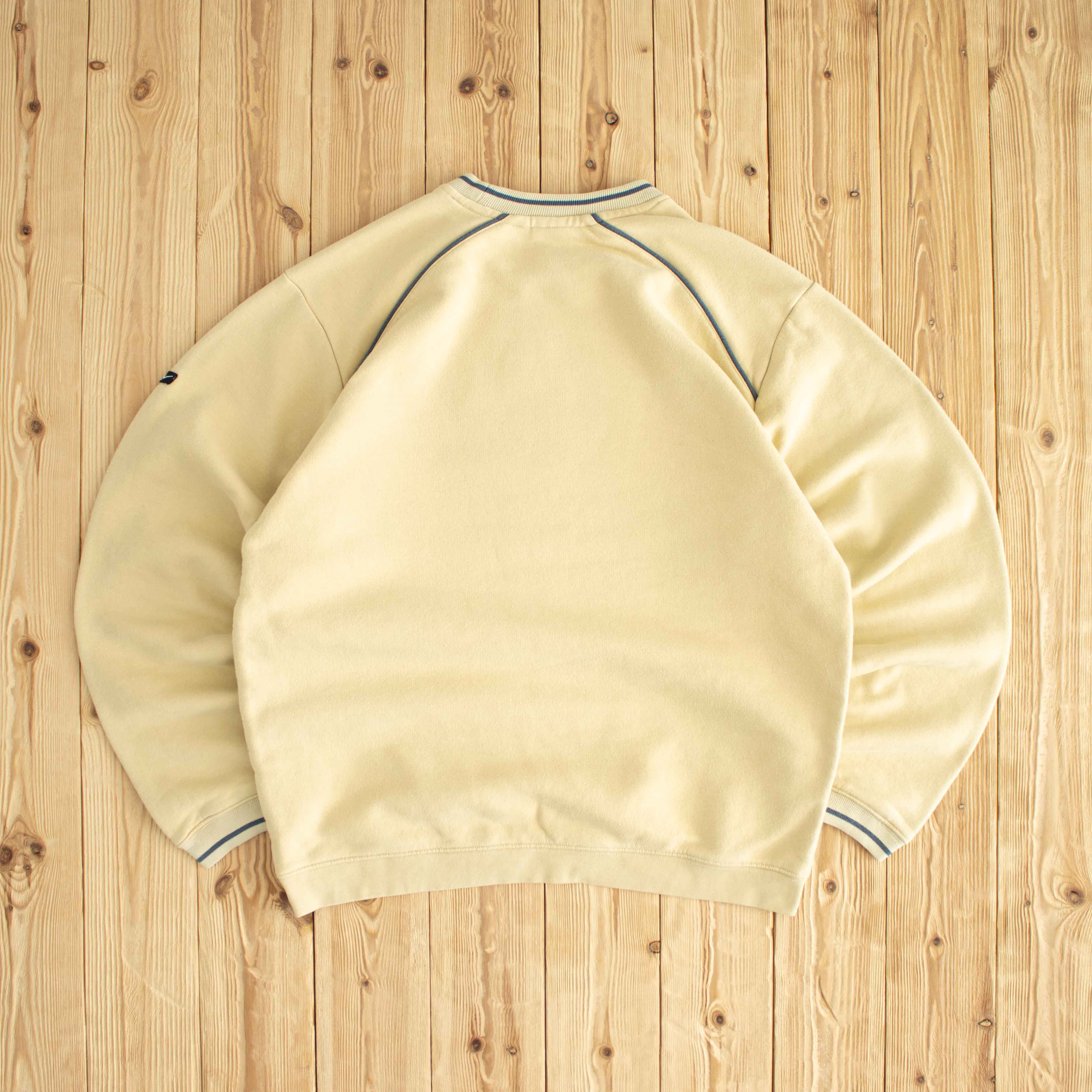 (L) Nike Spell Out Vintage Embroidered Sweatshirt Beige