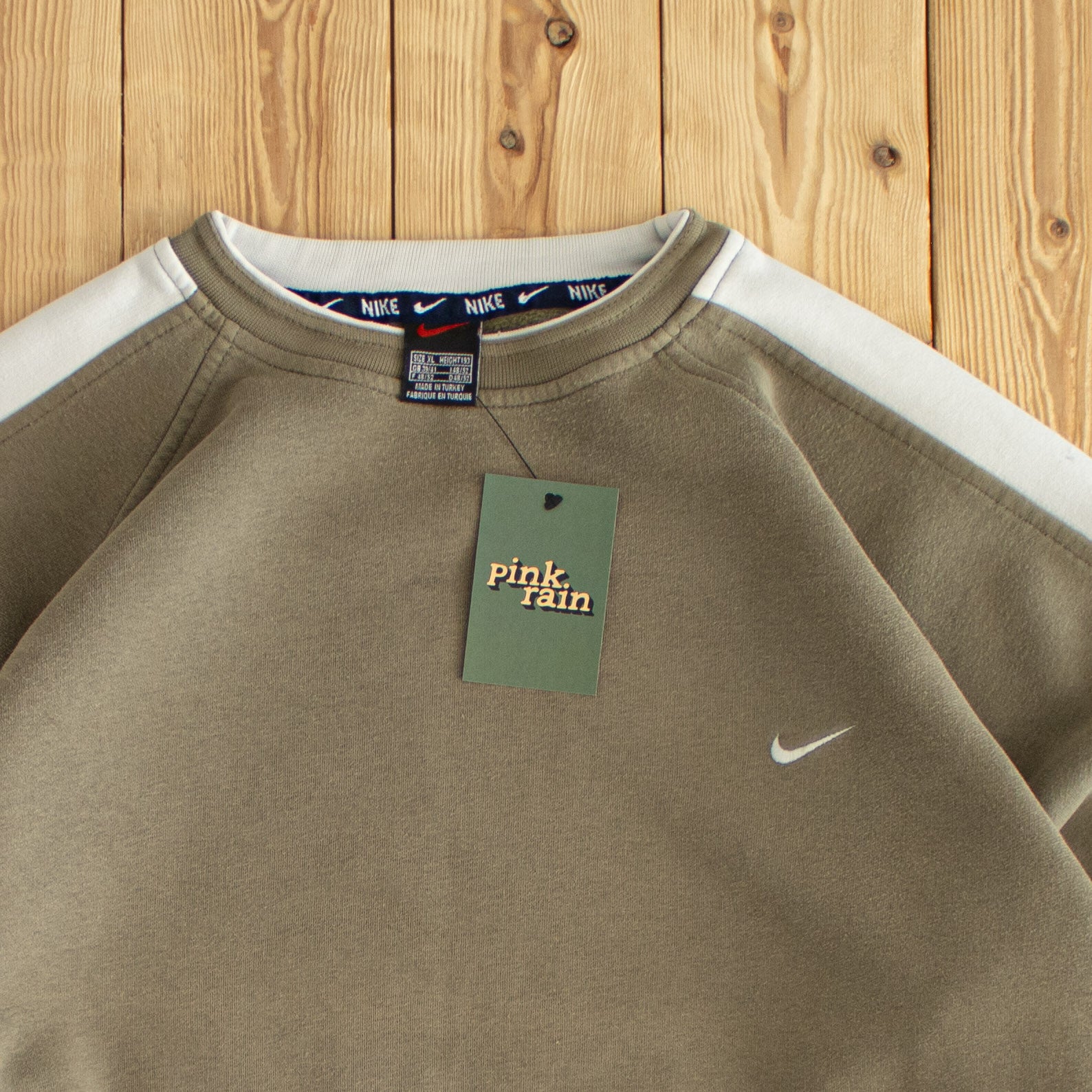 (L) Nike Vintage Essential Embroidered Sweatshirt Khaki Green
