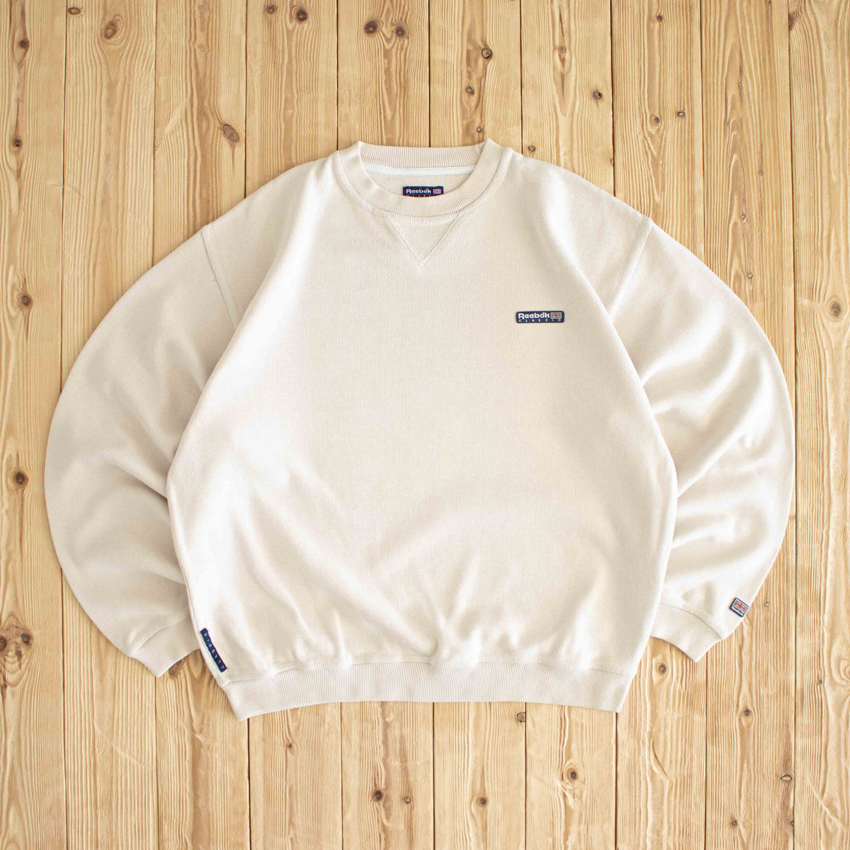 (L) Reebok Classic Vintage Essential Sweatshirt Beige