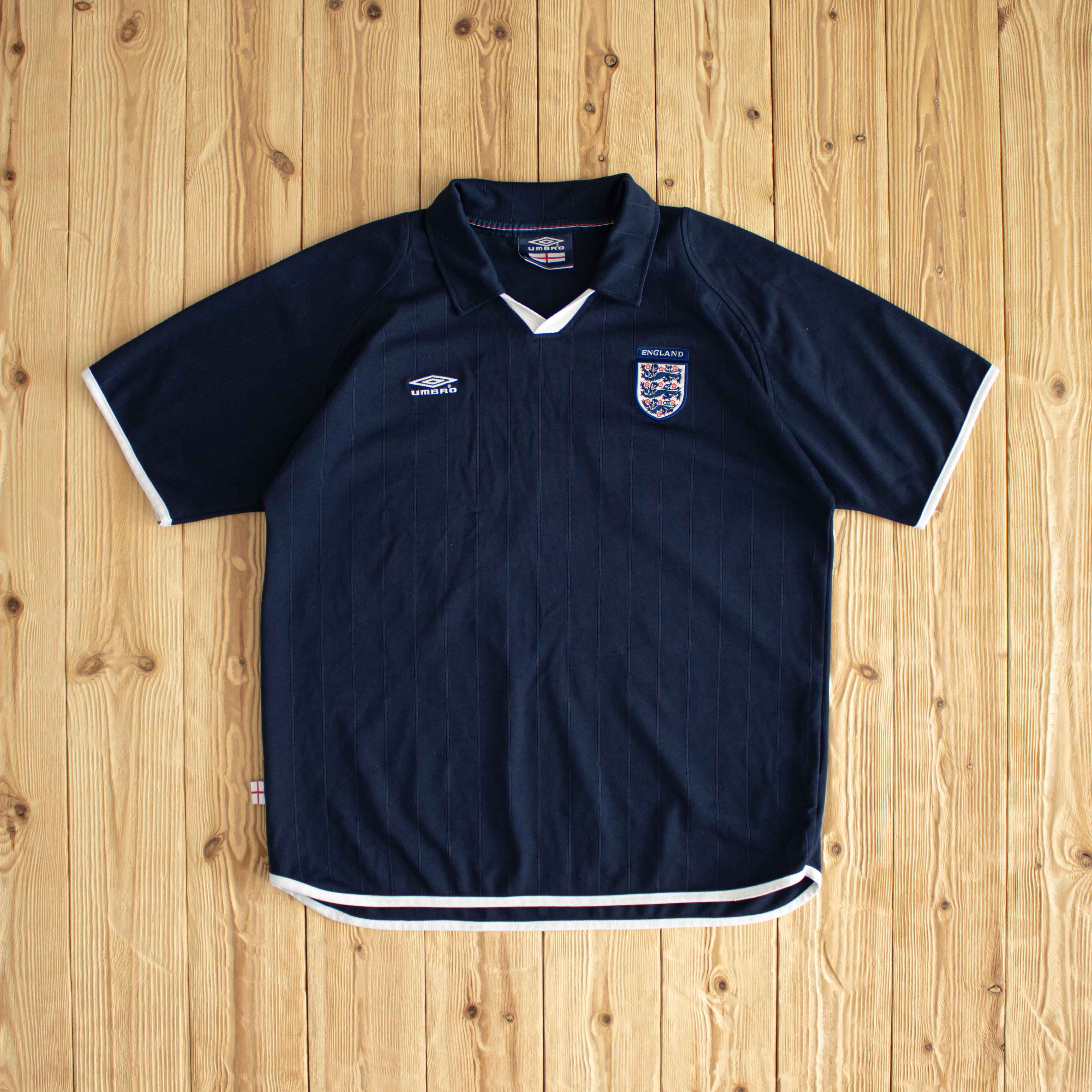 (M) Umbro England Vintage Embroidered T-Shirt Blue