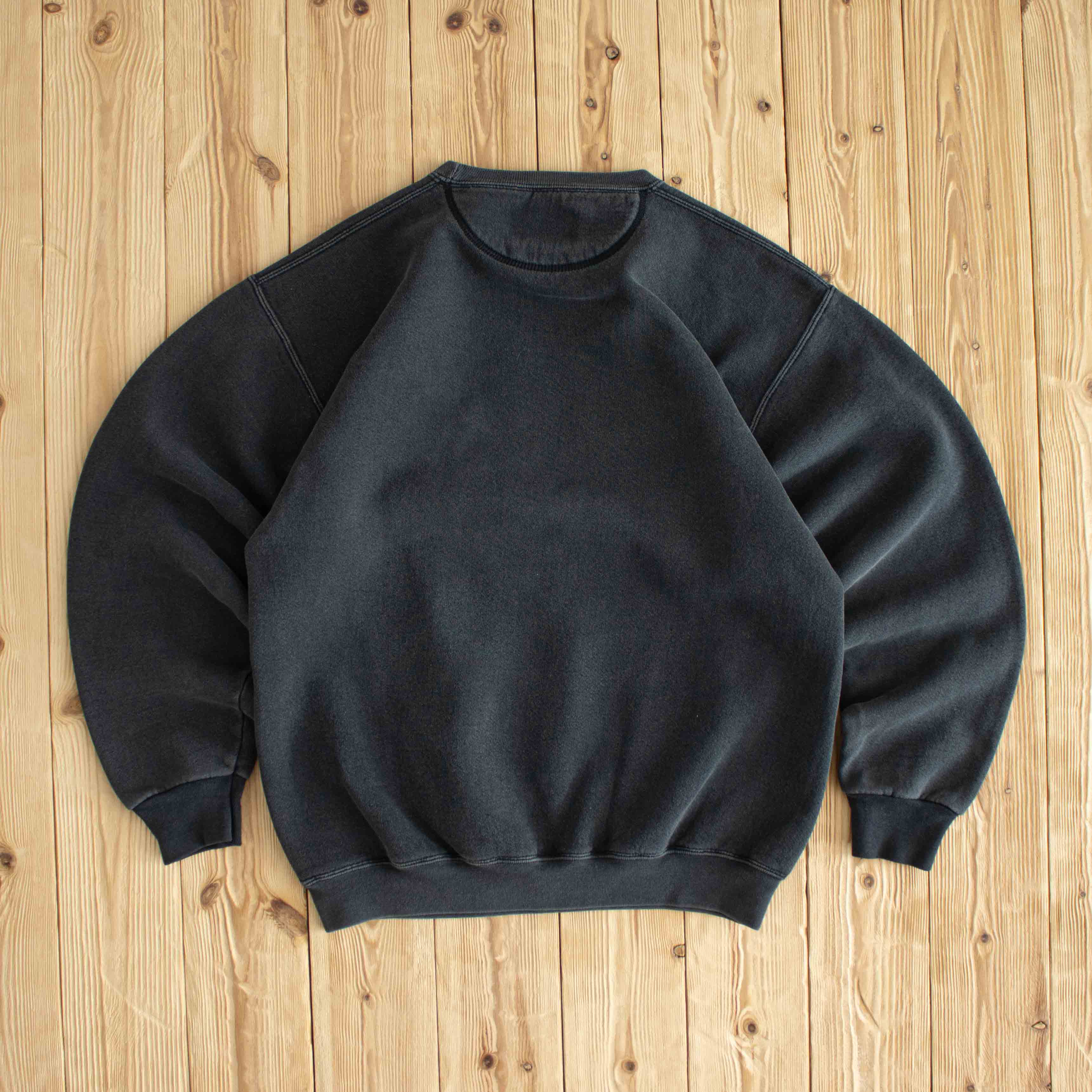 (M) Hard Rock Cafe New York Vintage Embroidered Sweatshirt Gray
