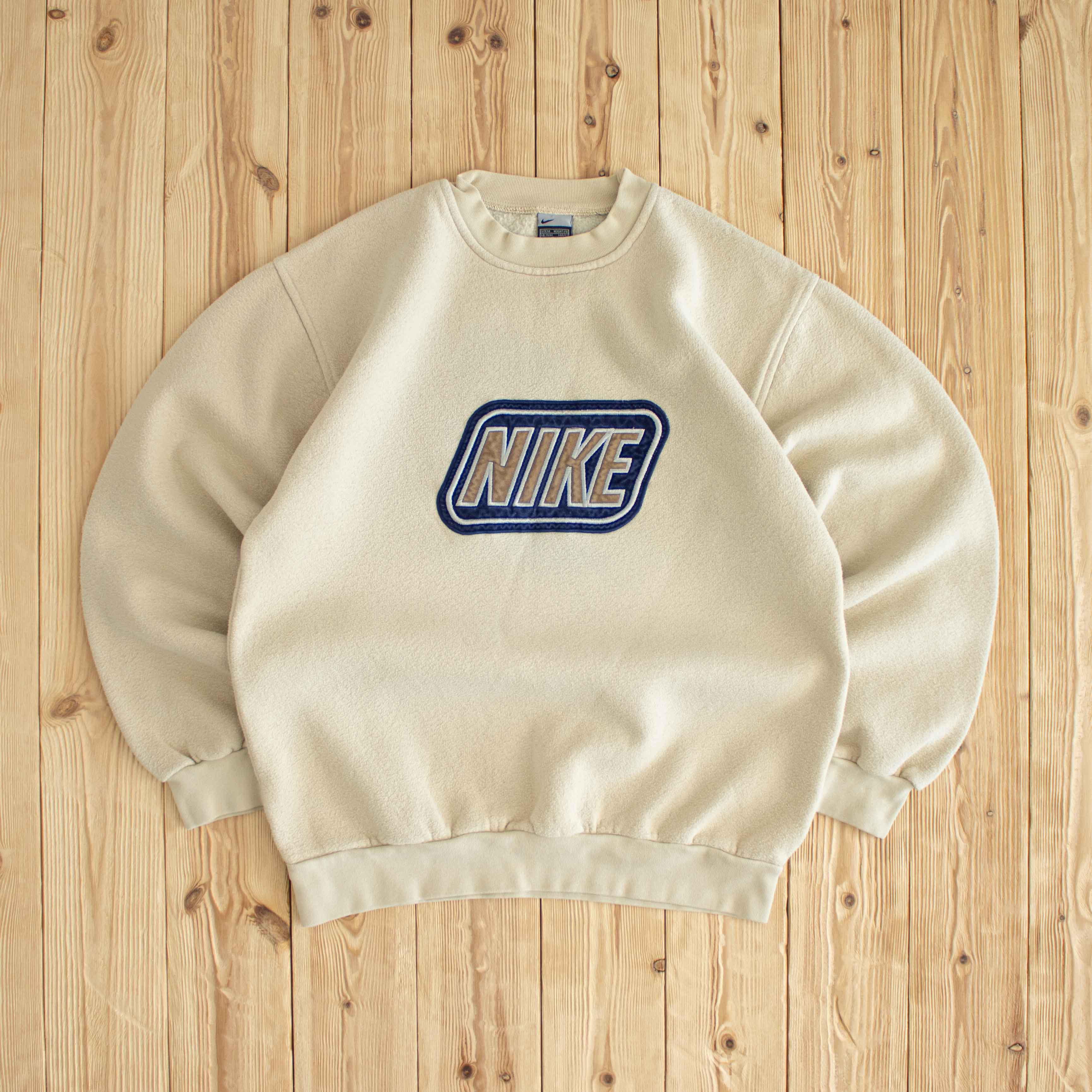 (M) Nike Spell Out Vintage Embroidered Sweatshirt Beige