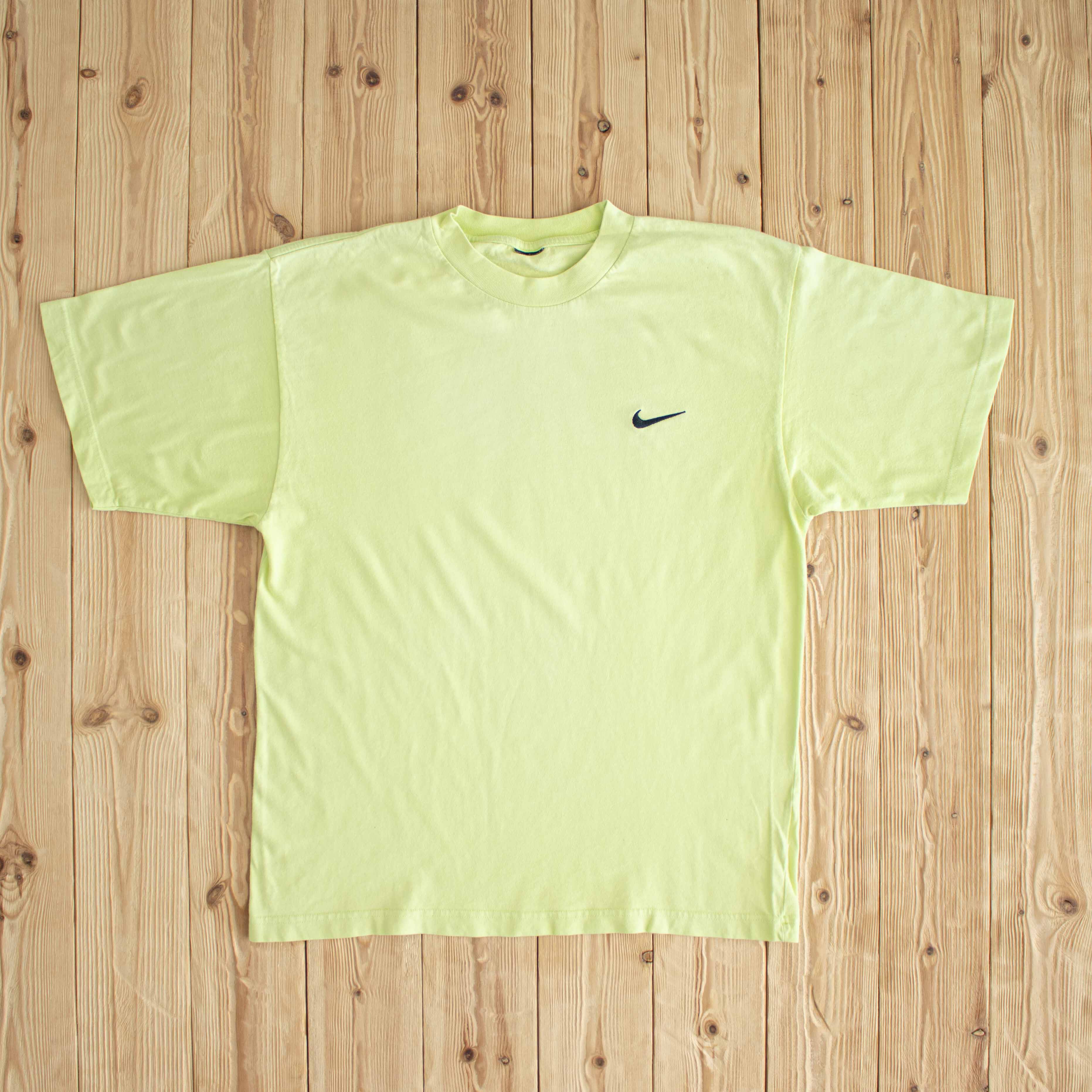 (M) Nike Vintage Essential Embroidered T-Shirt Green