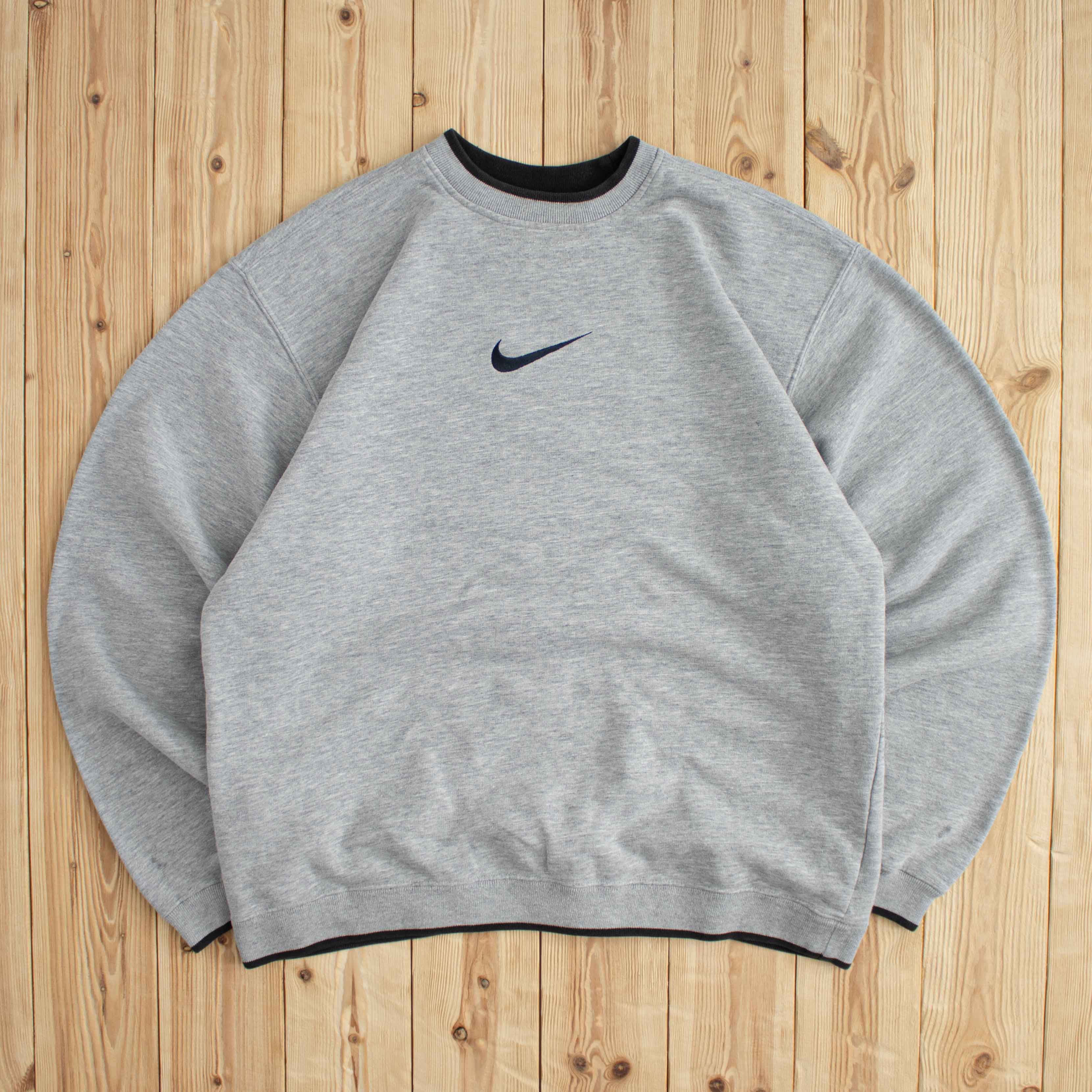 (M) Vintage Nike Swoosh Embroidered Sweatshirt