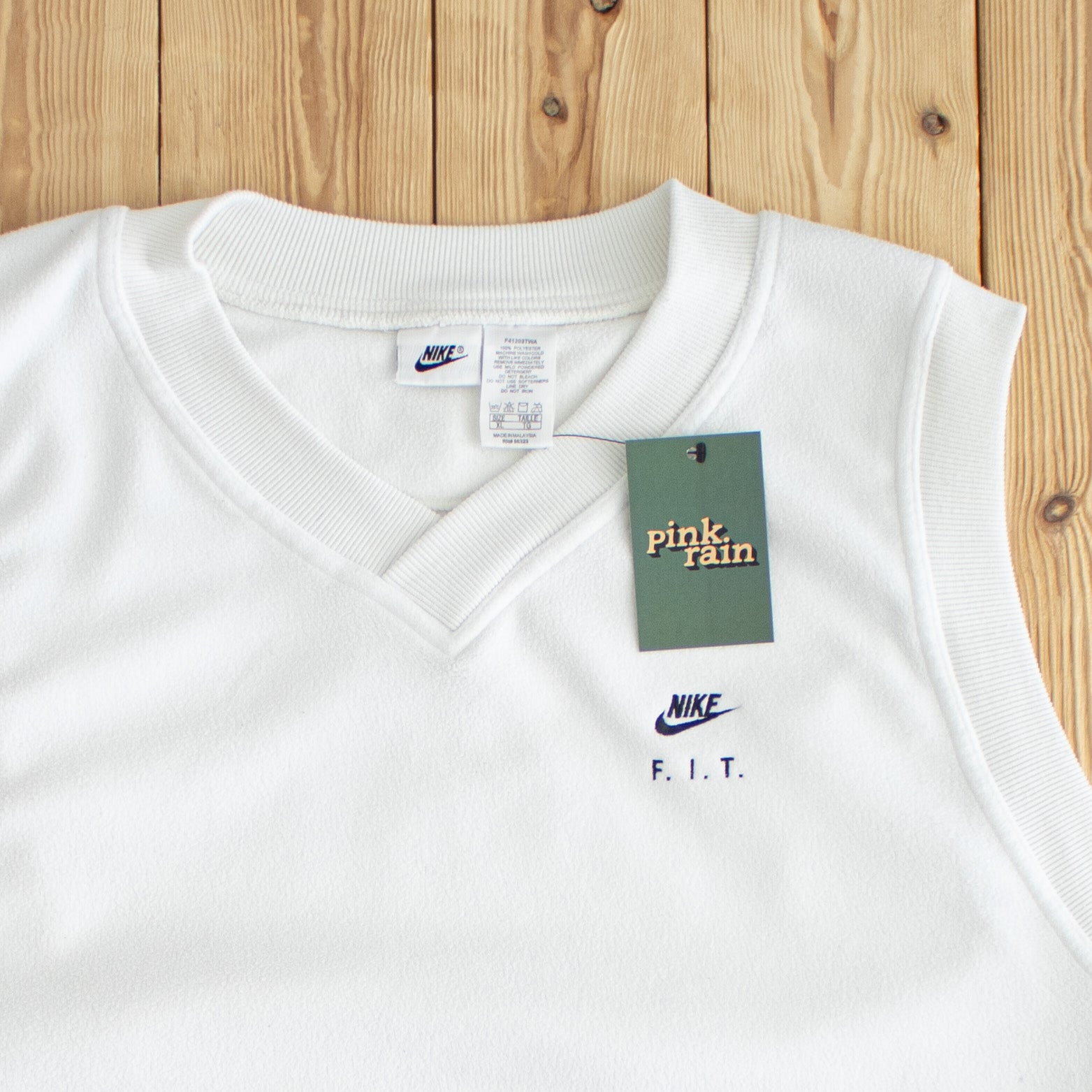 (L/XL) Nike Fit Vintage Embroidered Vest White