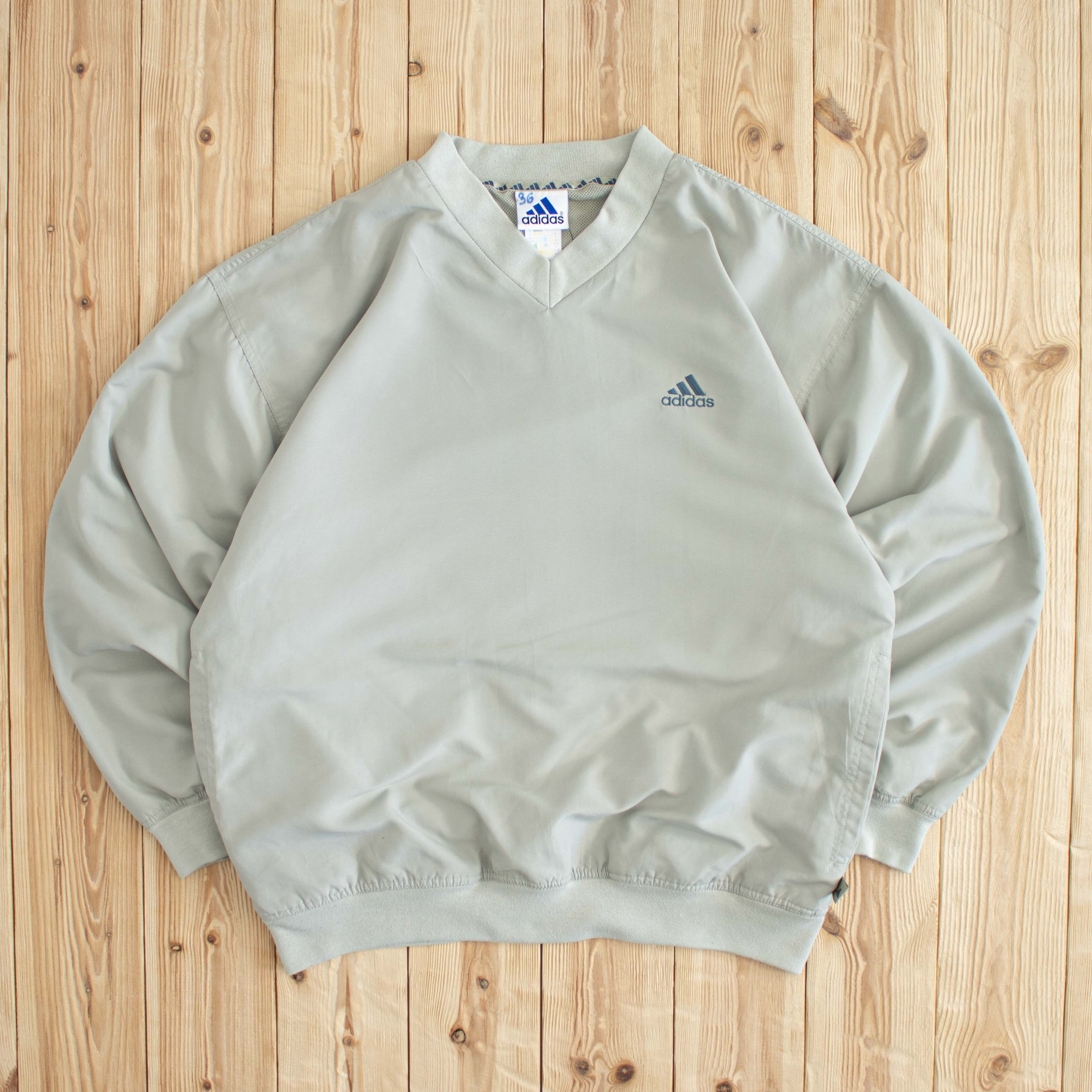 (M) Vintage Adidas Essential Embroidered Sweatshirt