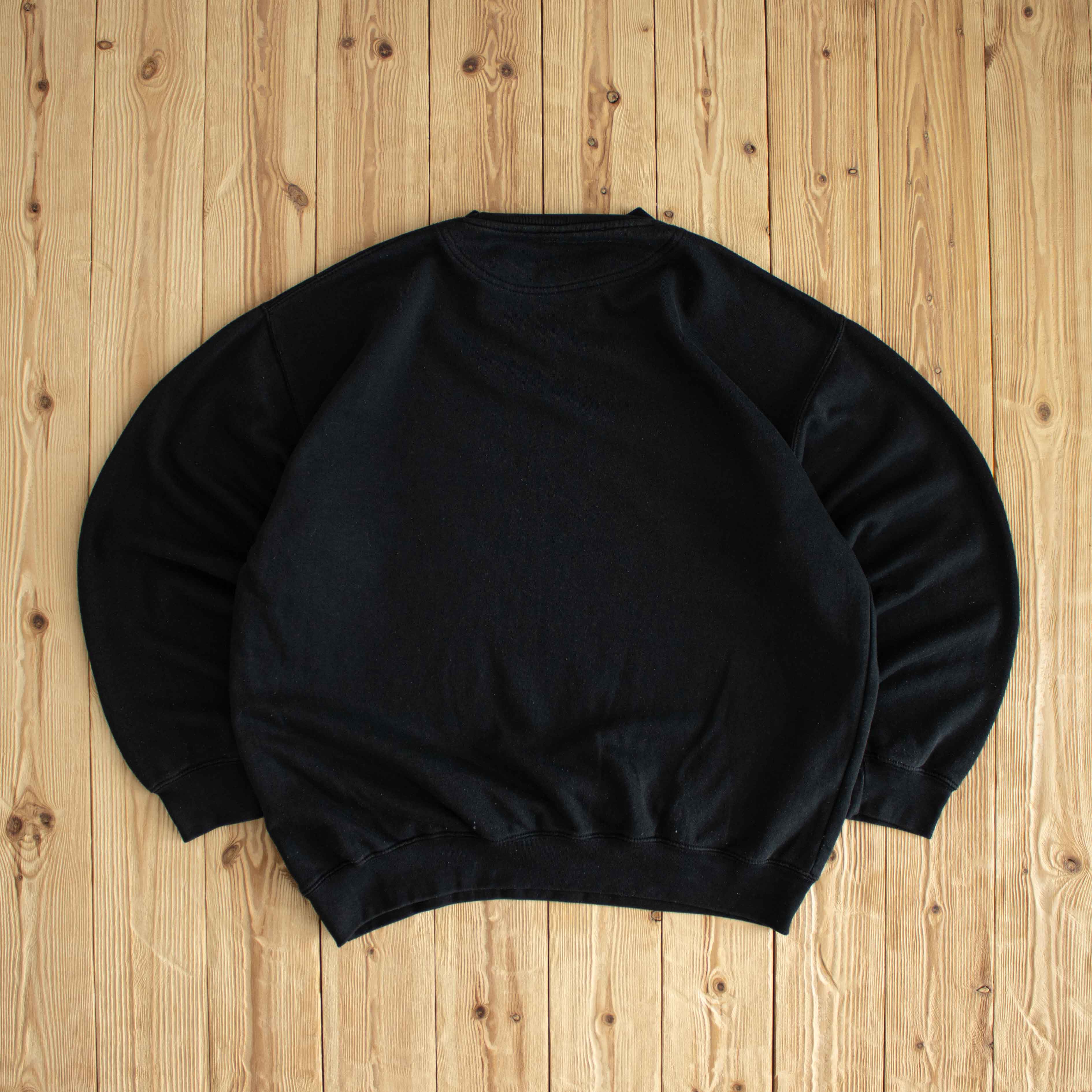 (L) Nike Vintage Essential Embroidered Sweatshirt Black