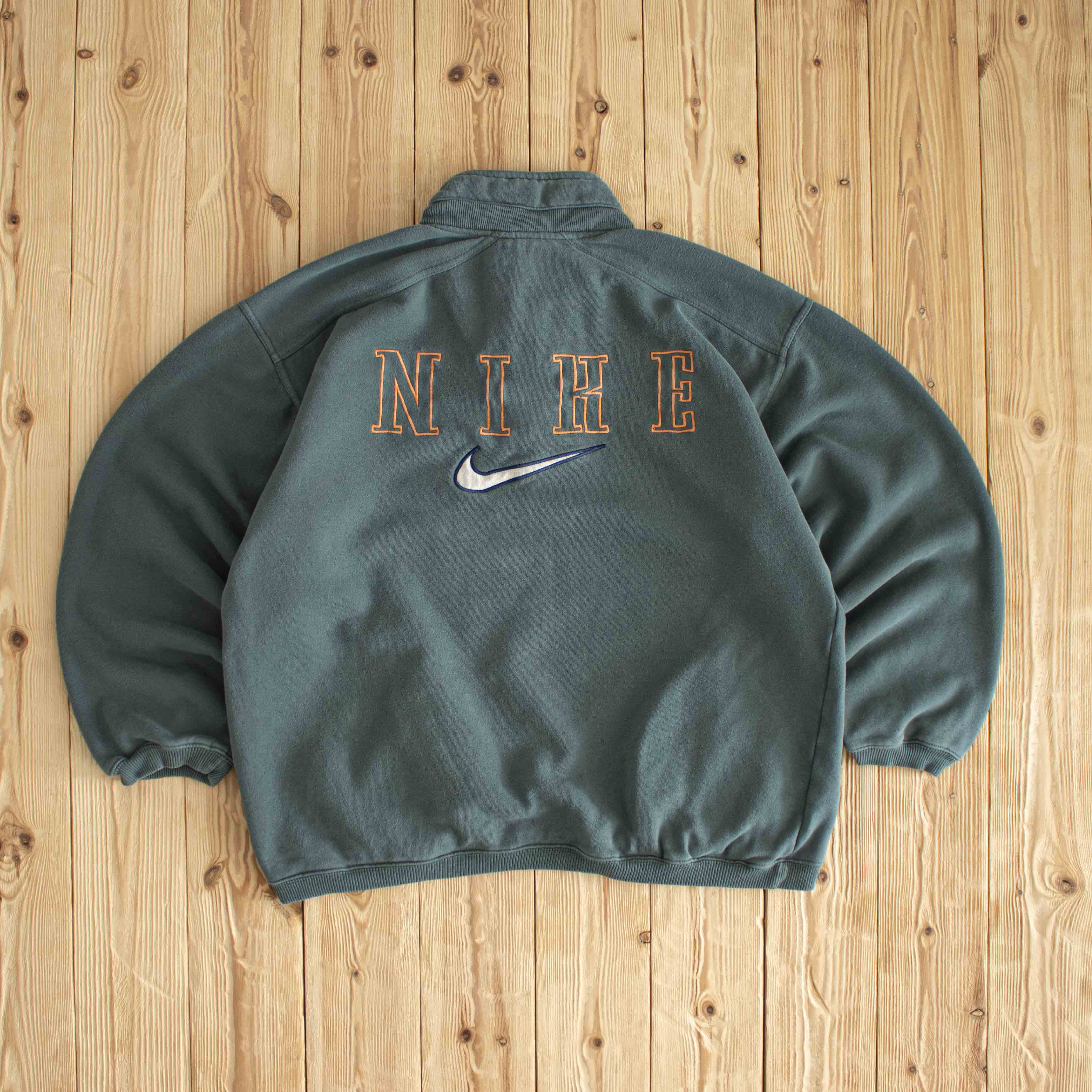 (M) Nike Spell Out Vintage Essential Embroidered Quarter-Zip Green
