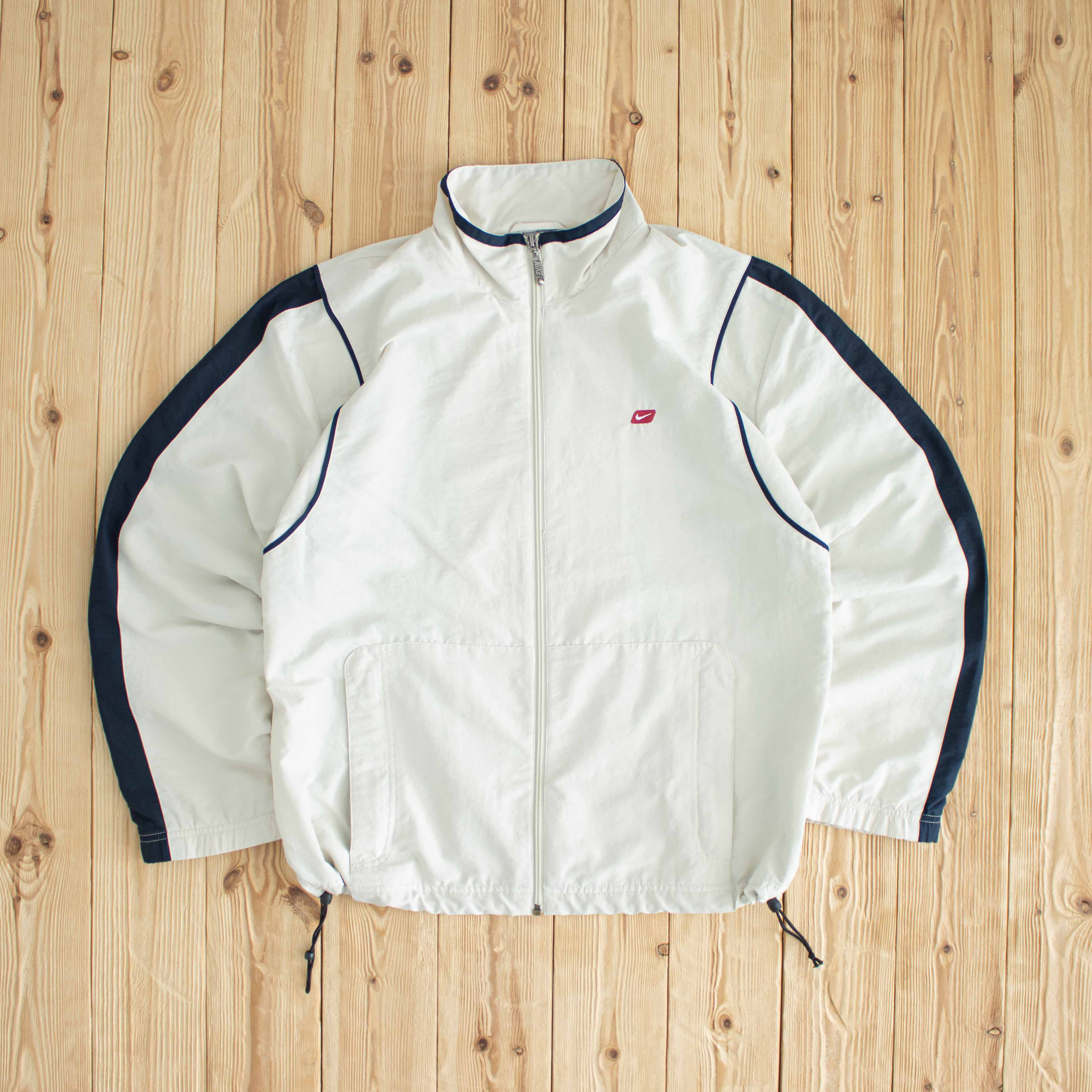 (M) Nike Vintage Embroidered Jacket Beige