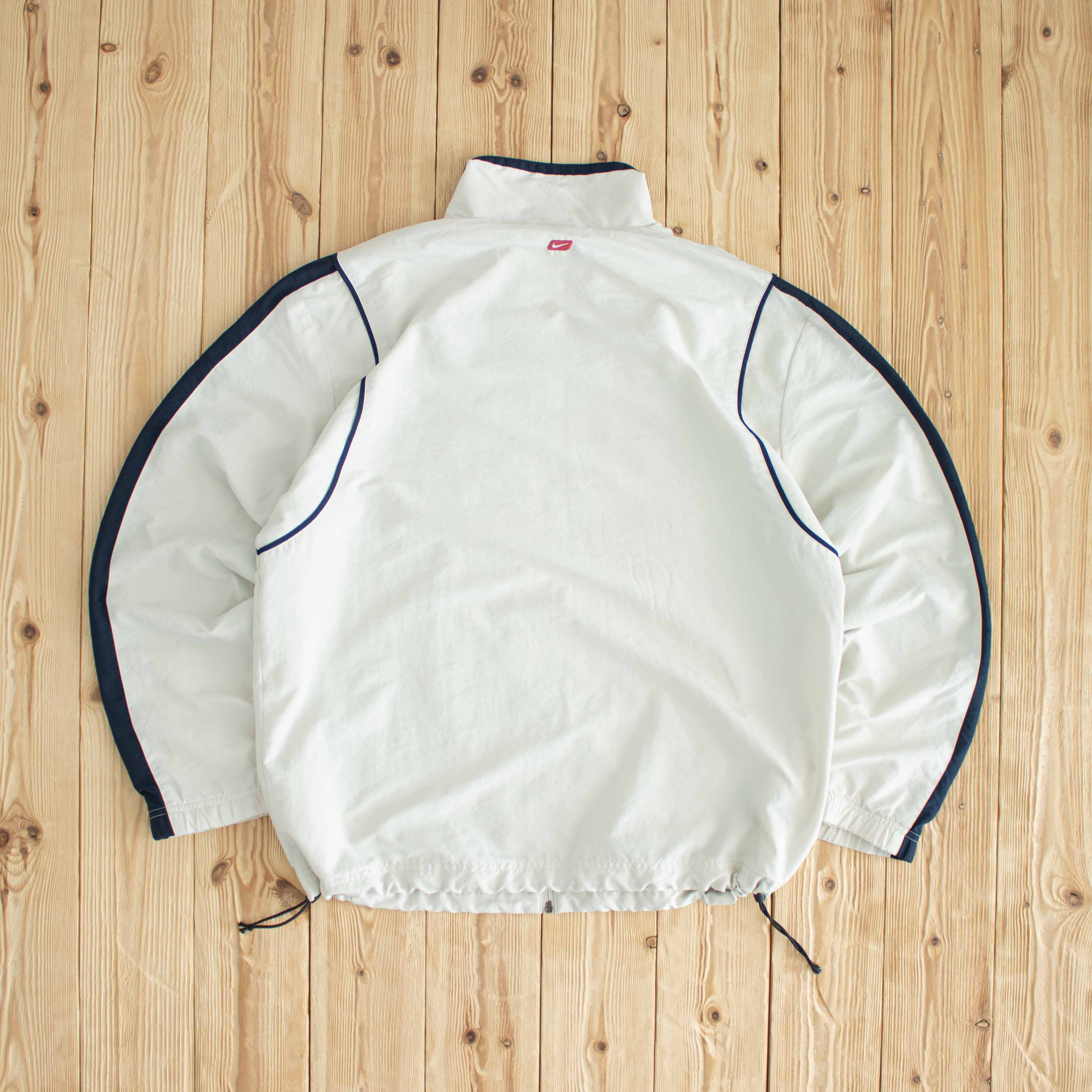 (M) Nike Vintage Embroidered Jacket Beige