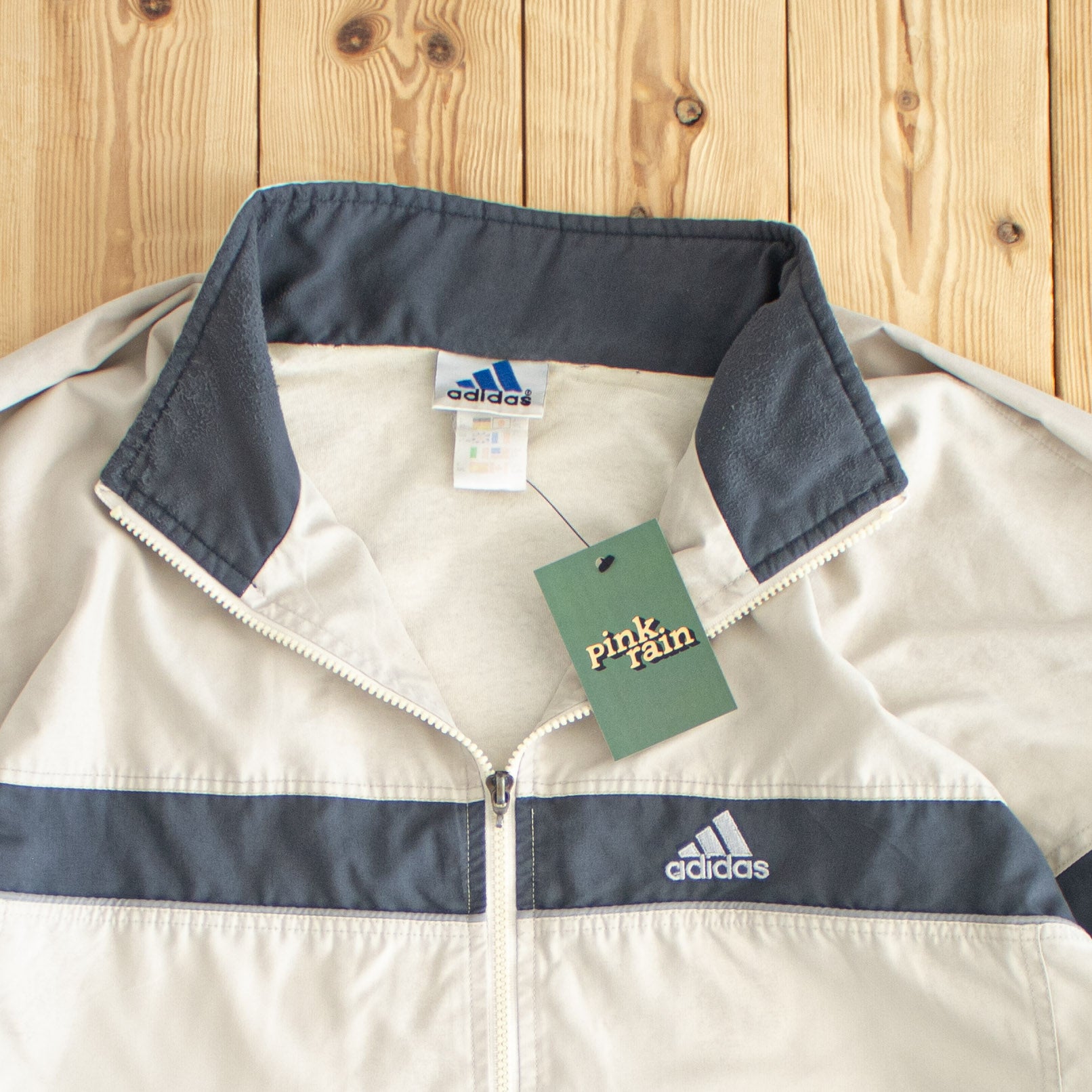 (XL) Adidas Back Logo Vintage Embroidered Jacket Beige