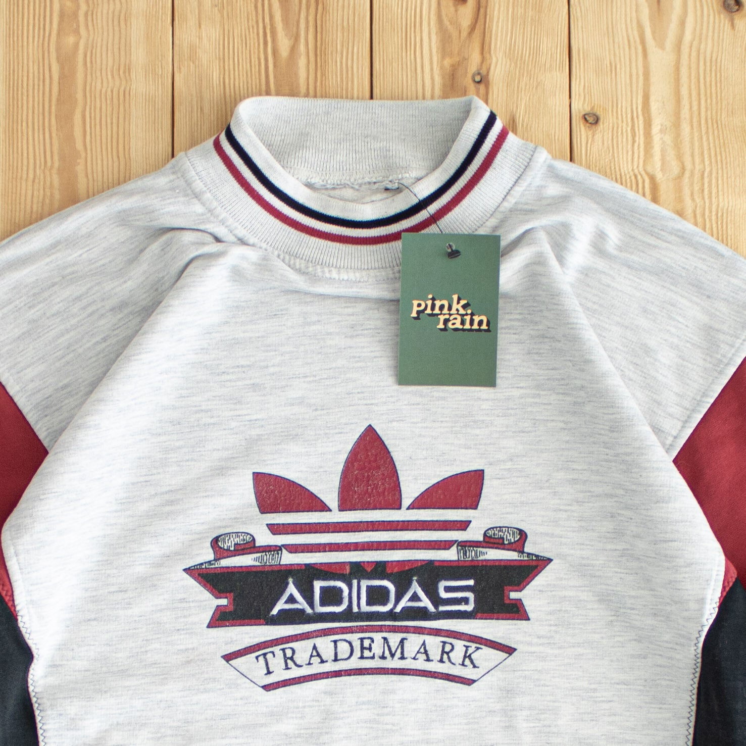 (L) Adidas Trademark Vintage Embroidered Sweatshirt Gray