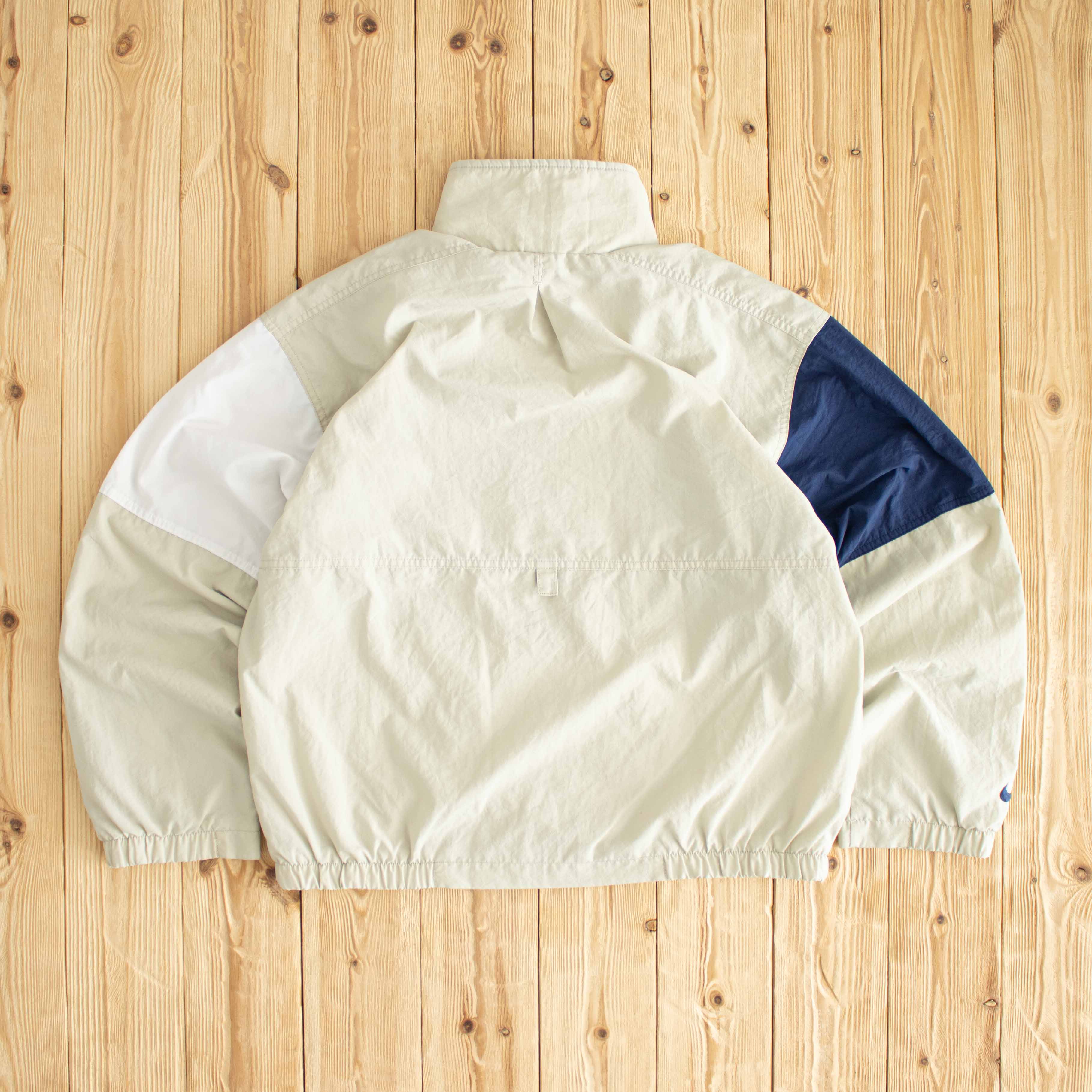 (M) Nike Vintage Essential Embroidered Jacket Beige