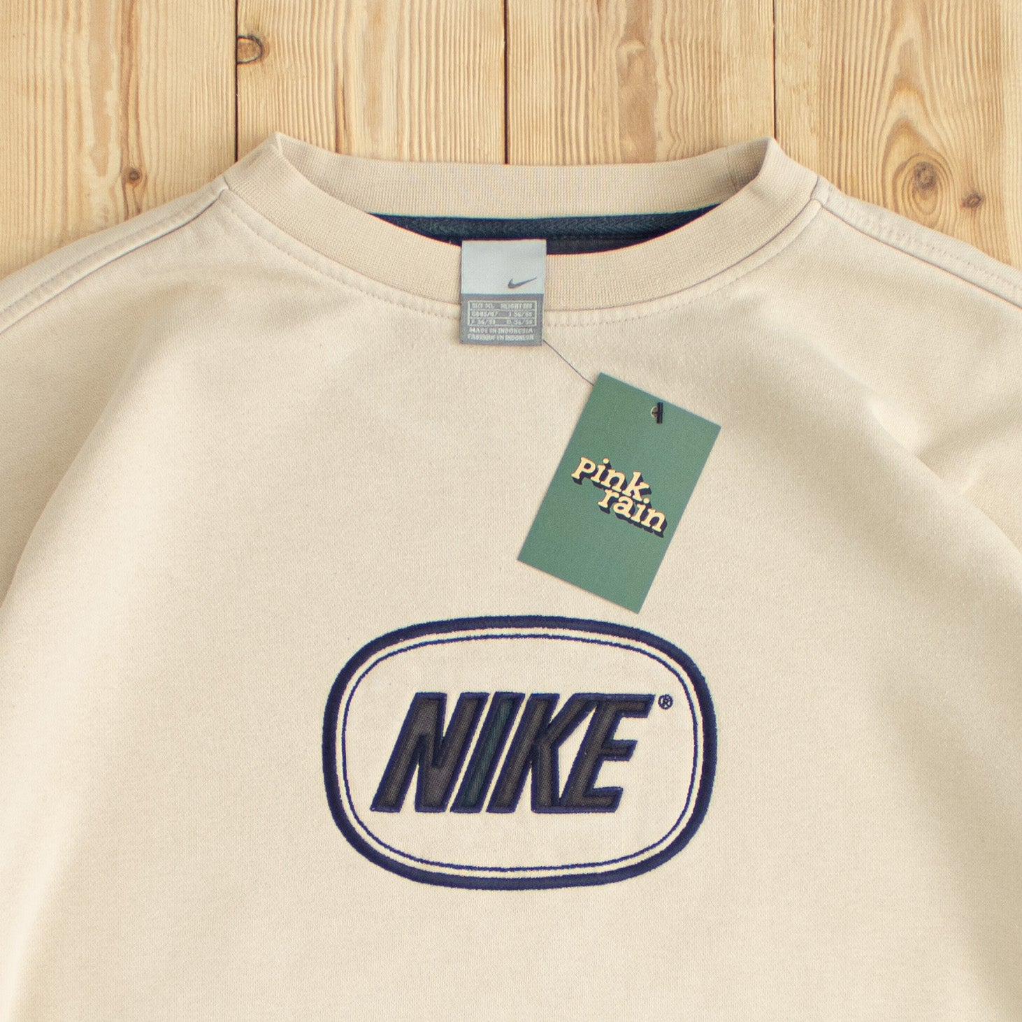 (L) Vintage Nike Spell Out Embroidered Sweatshirt