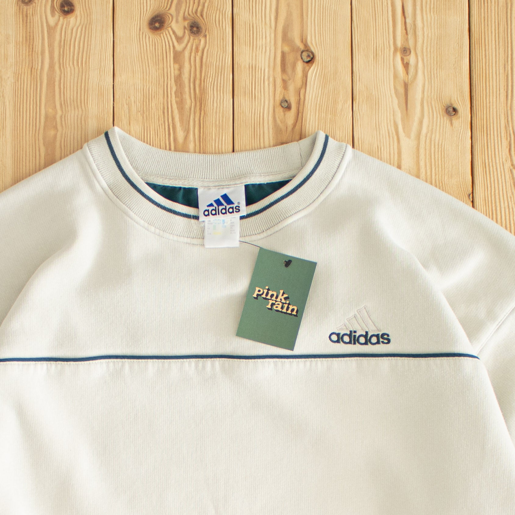 (L/XL) Adidas Vintage Essential Embroidered Sweatshirt Beige
