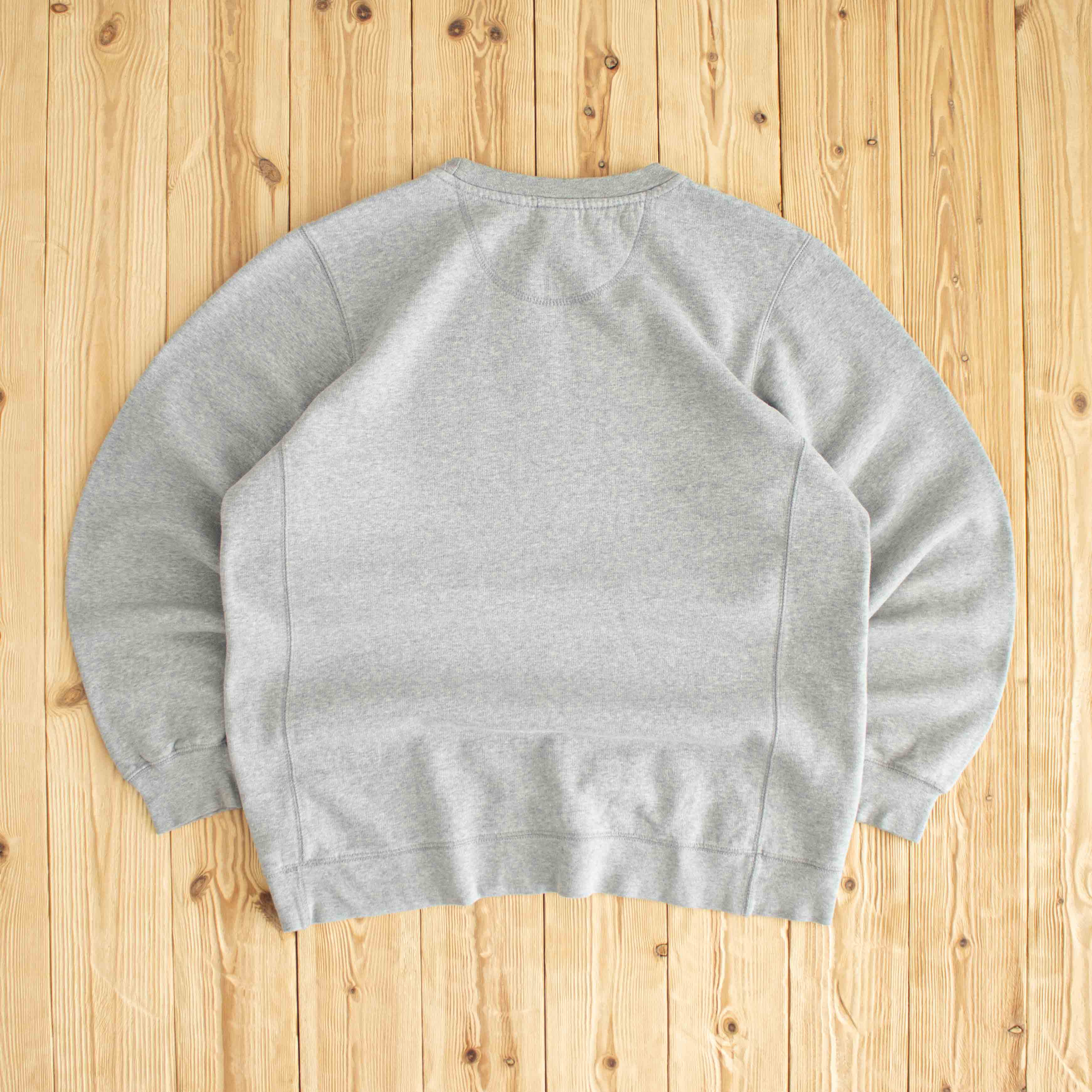(M/L) Nike Vintage Essential Embroidered Sweatshirt Gray