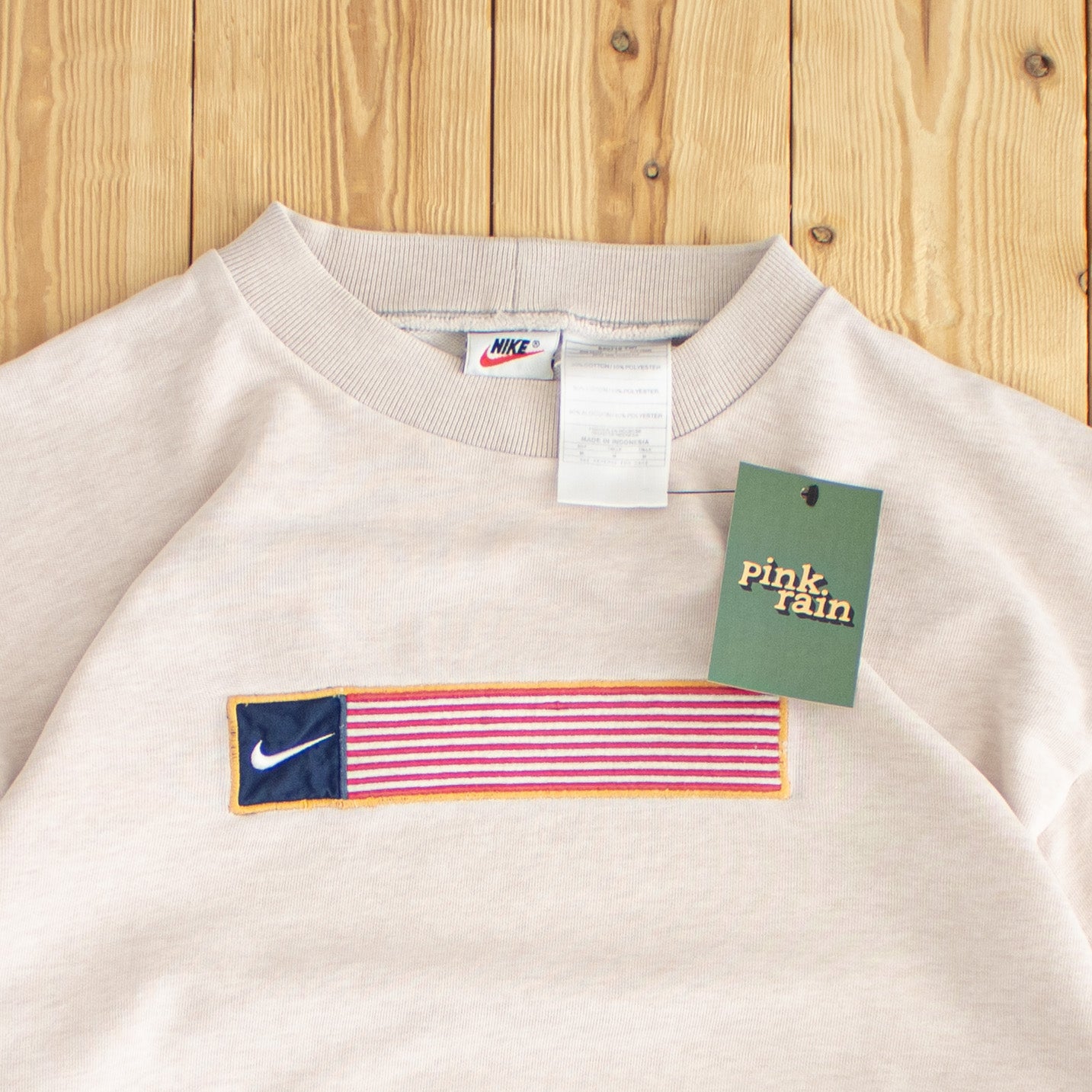 (M) Nike USA Vintage Embroidered Sweatshirt Pink