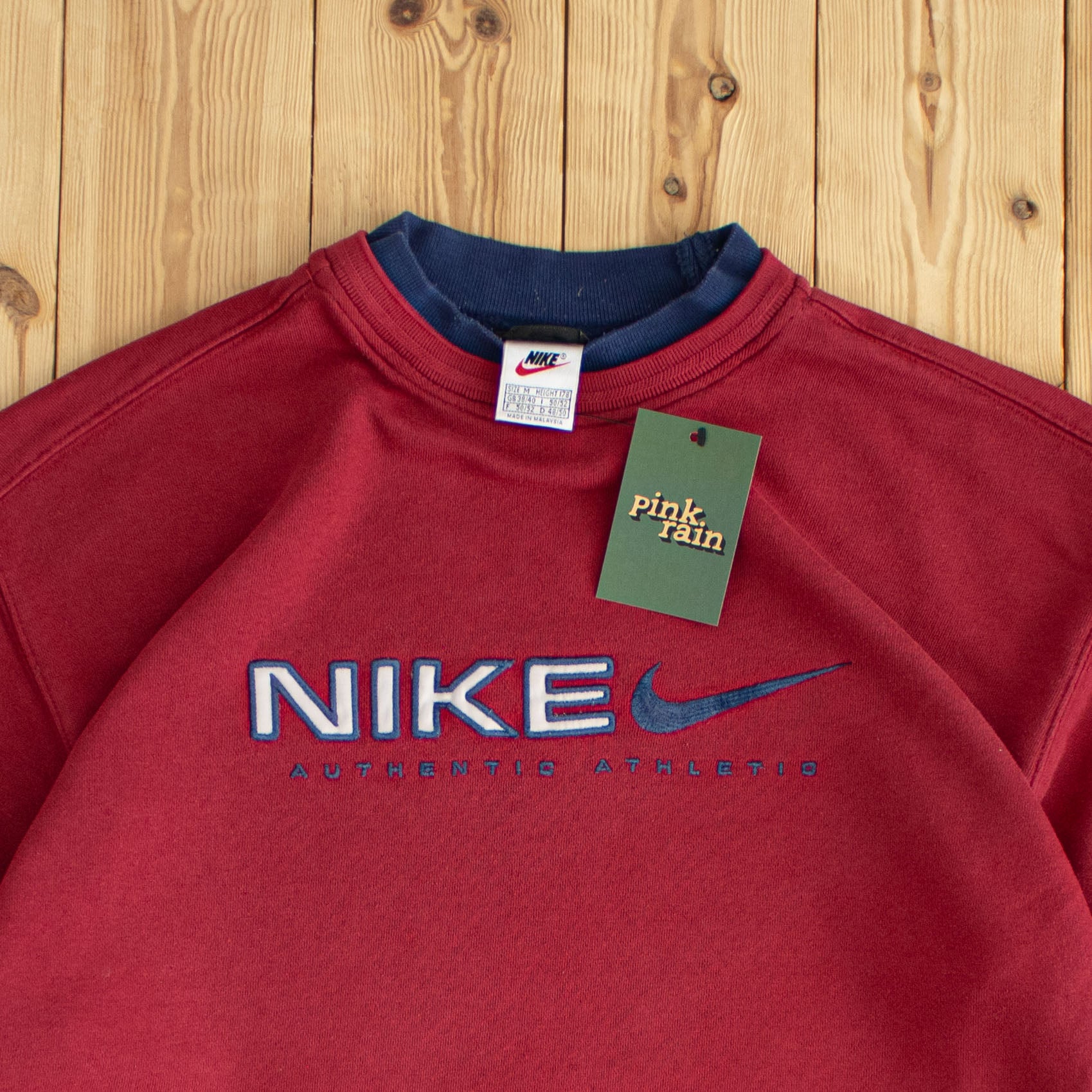 (M/L) Nike Authentic Athletic Vintage Embroidered Sweatshirt Red