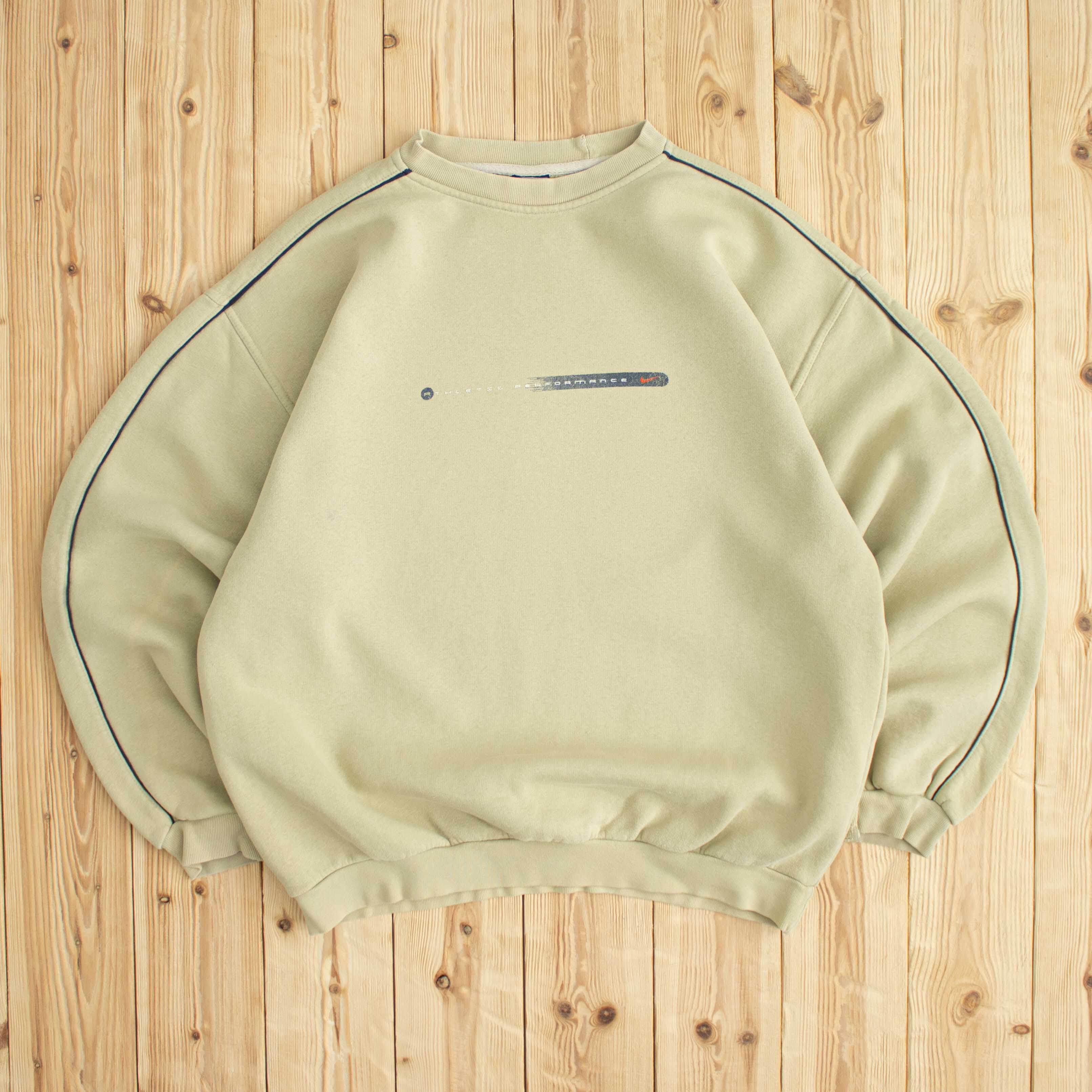 (L) Vintage Nike Athletic Performance Sweatshirt