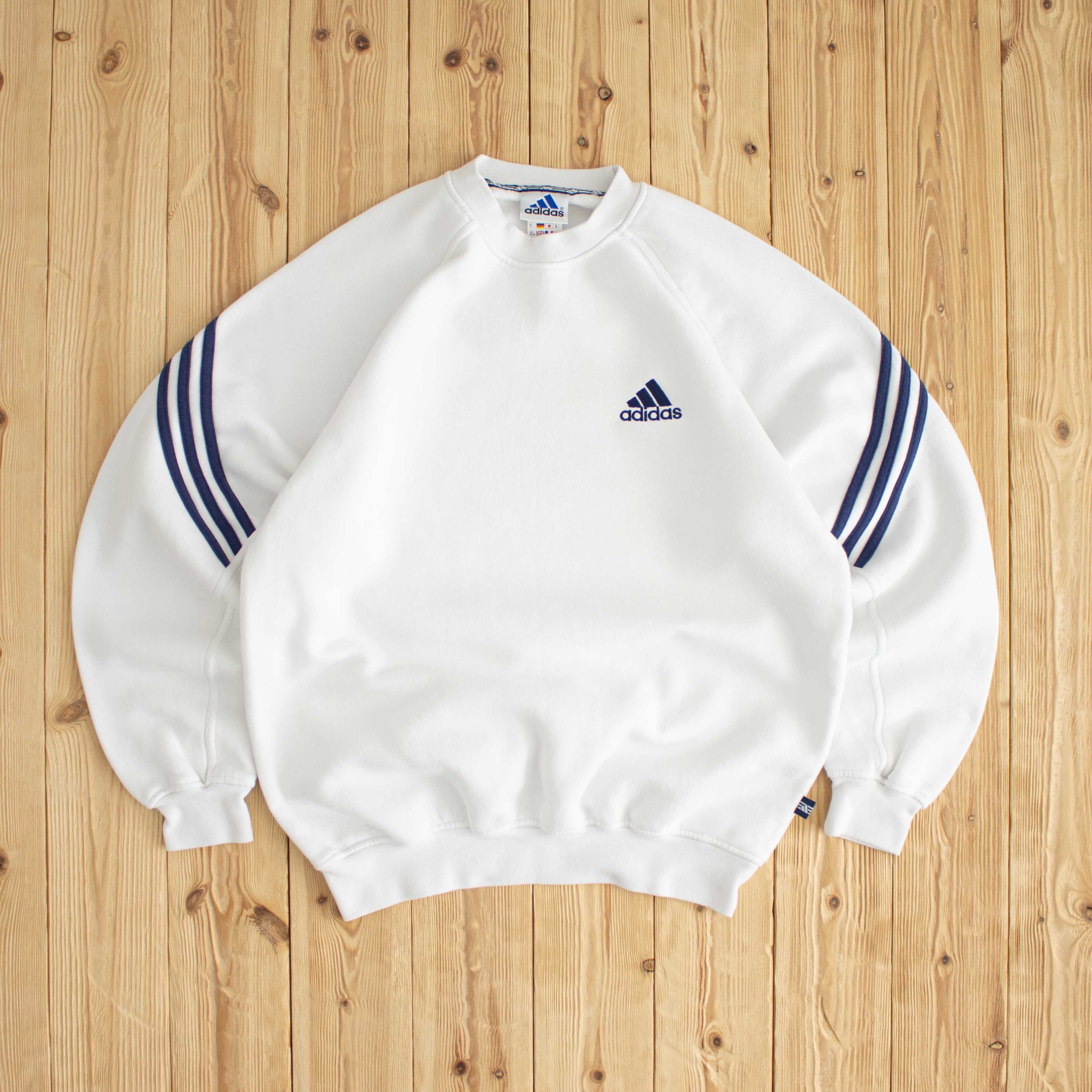 (M) Adidas Vintage Essential Embroidered Sweatshirt White