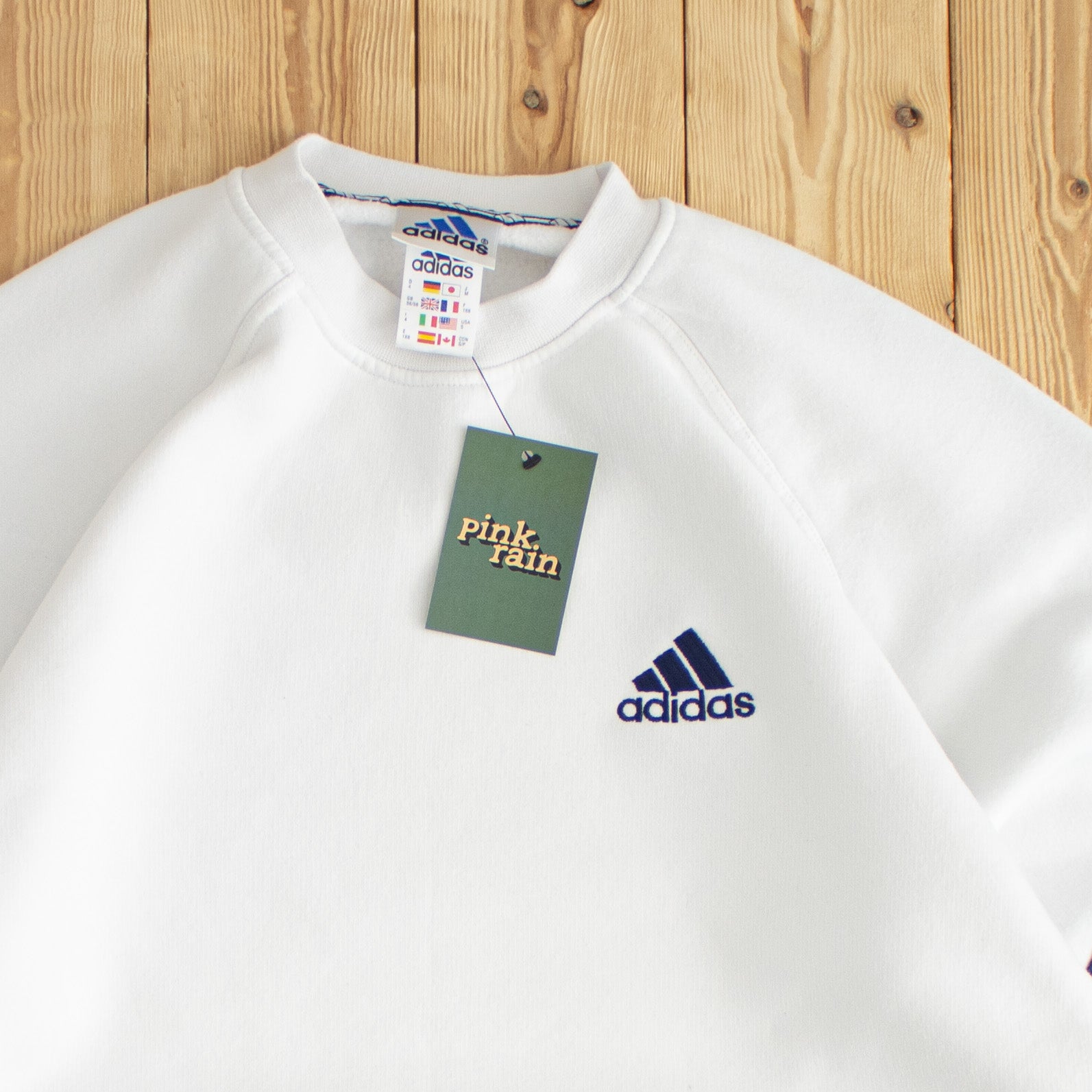 (M) Adidas Vintage Essential Embroidered Sweatshirt White